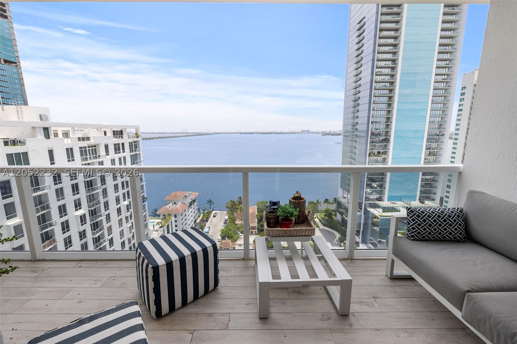 600 NE 27th St #2202, Miami FL 33137