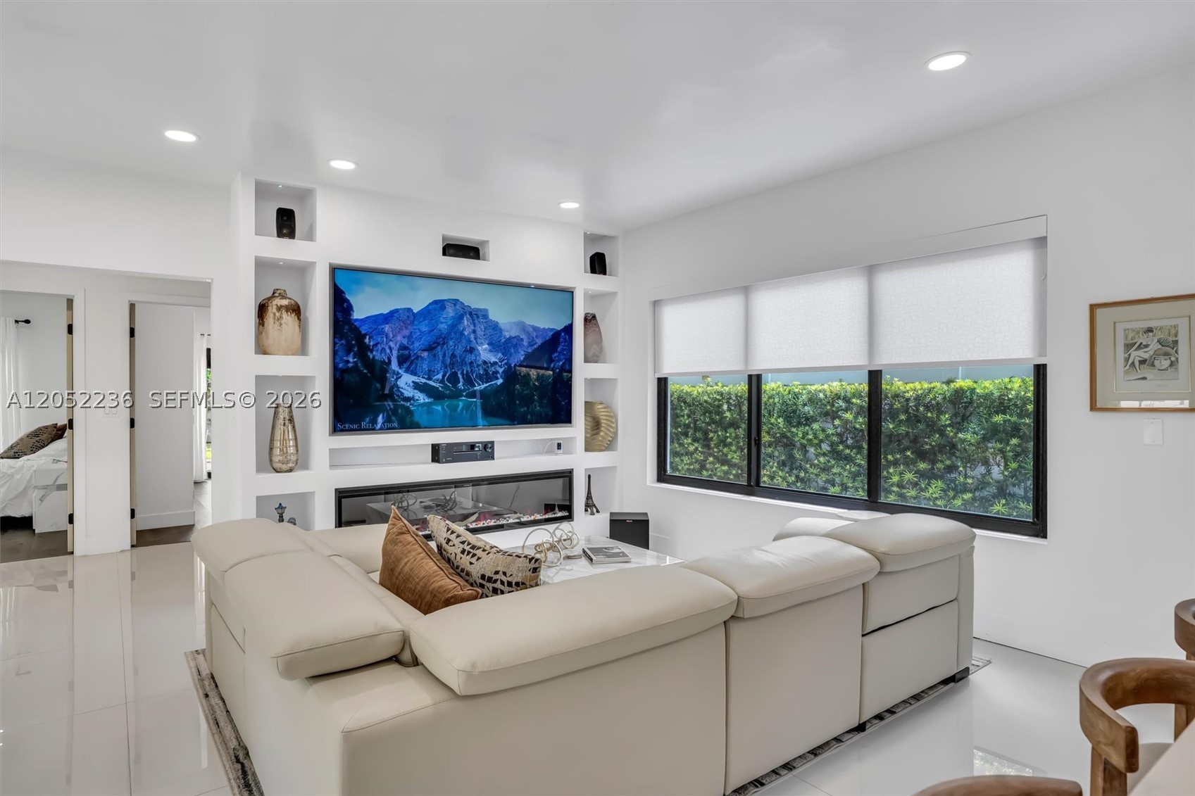 2484 SW 25th St, Miami FL 33133