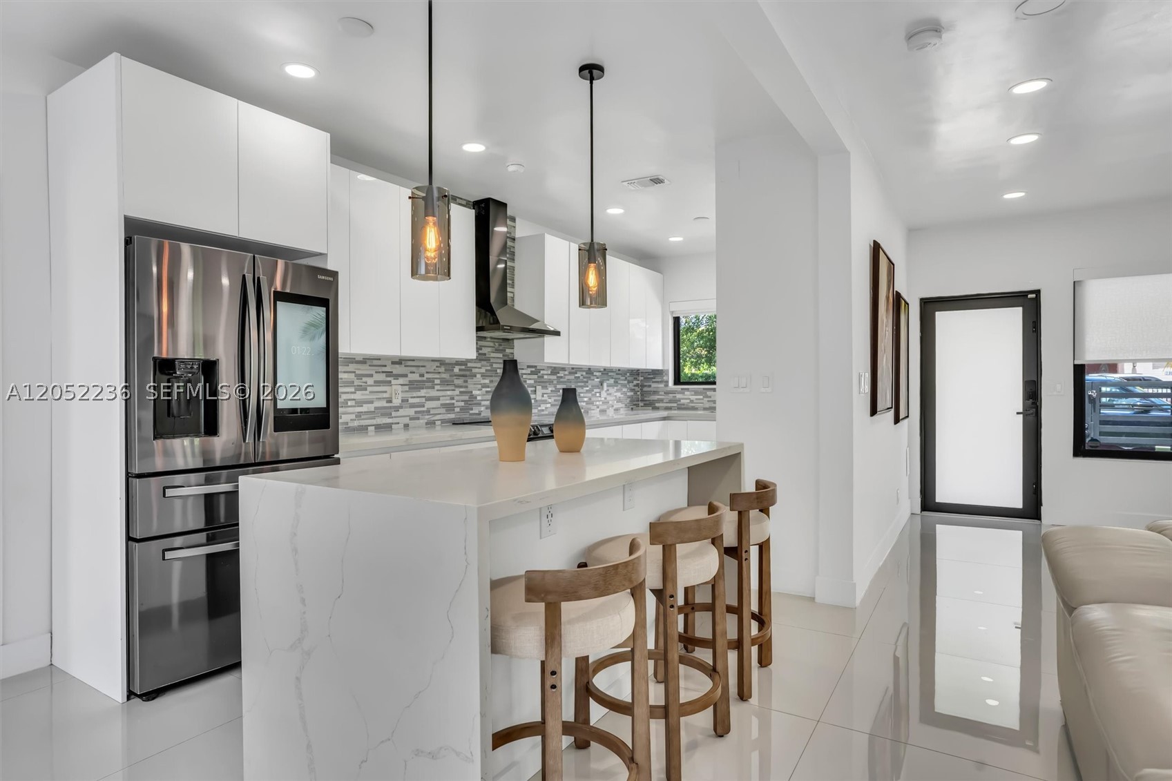 2484 SW 25th St, Miami FL 33133