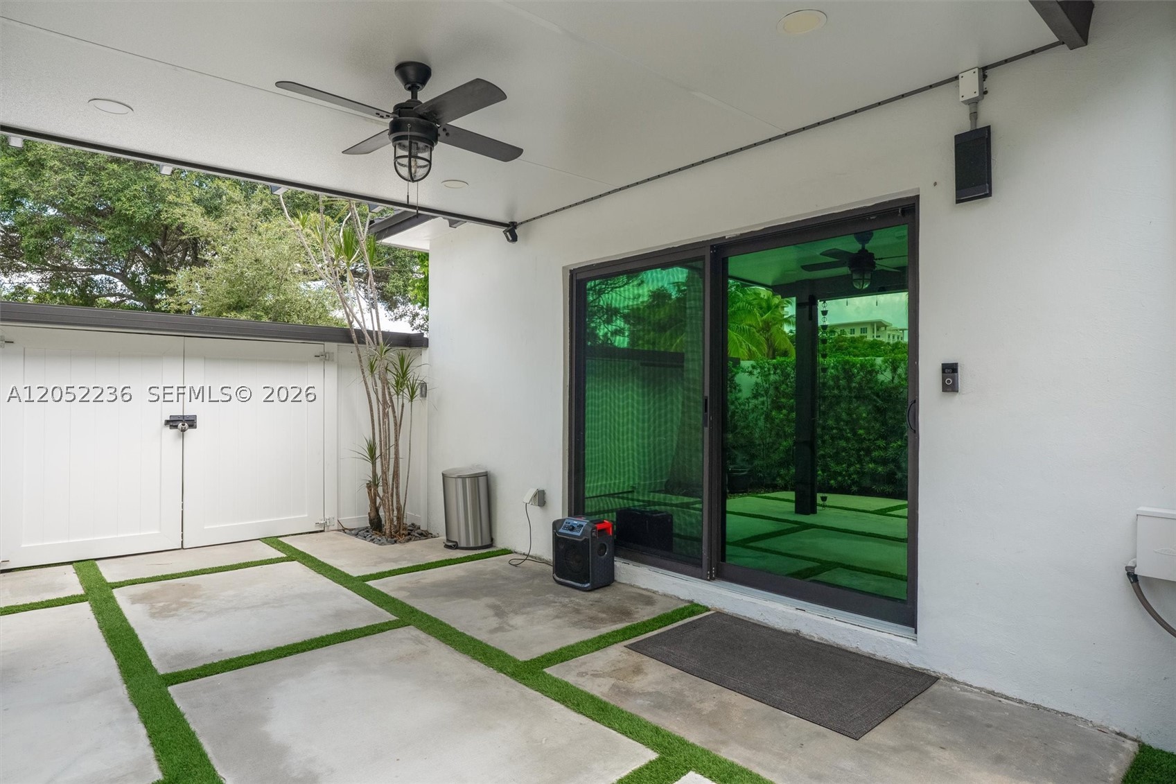 2484 SW 25th St, Miami FL 33133