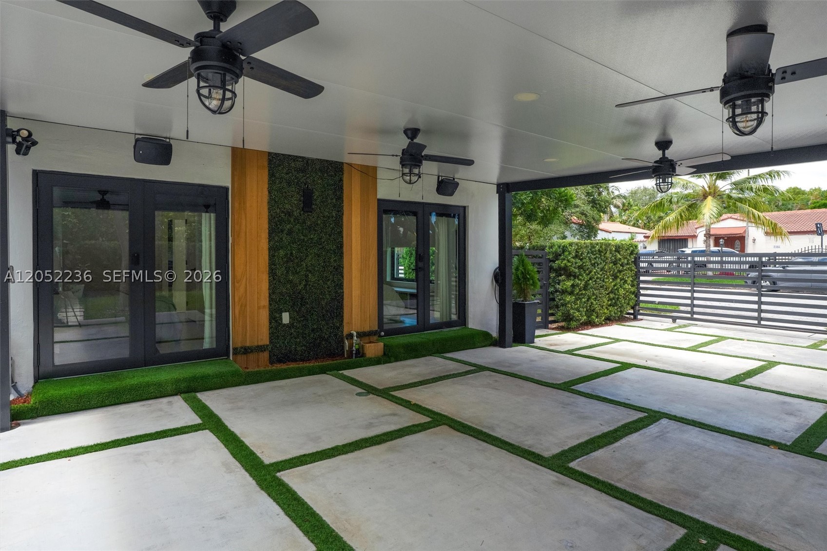 2484 SW 25th St, Miami FL 33133