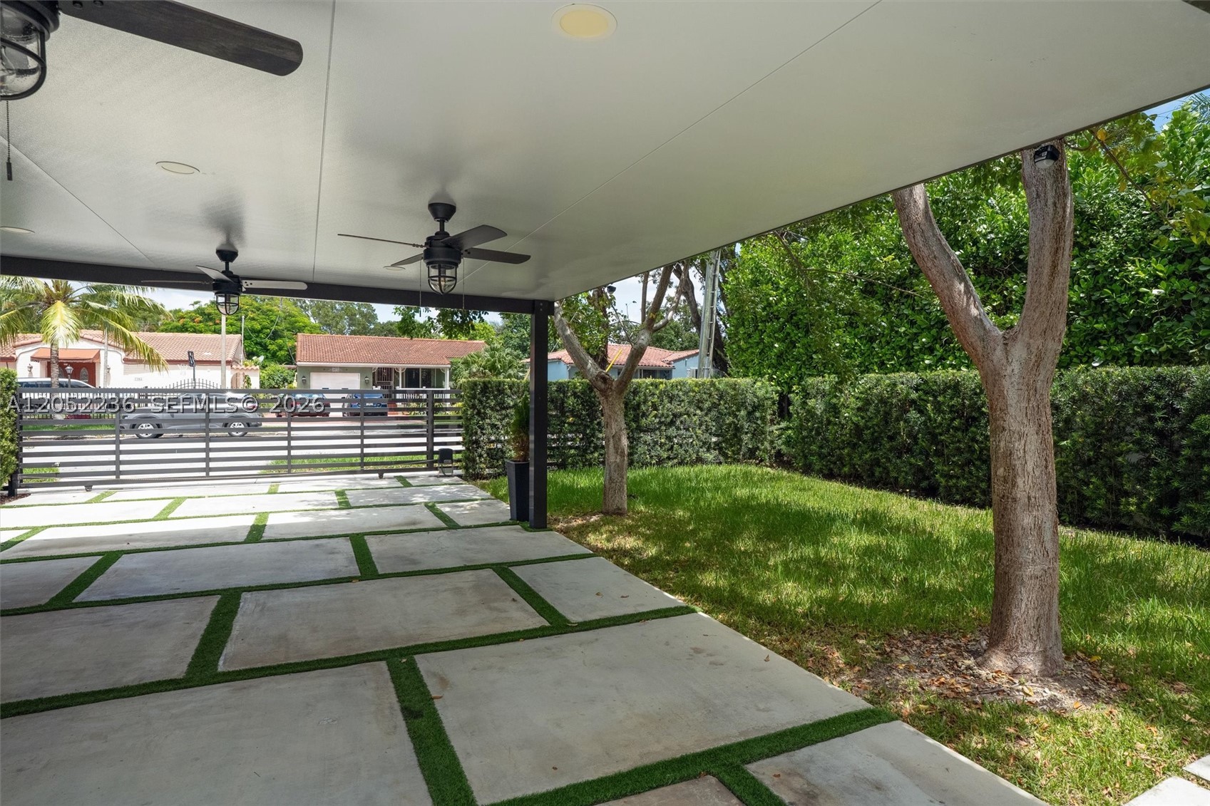 2484 SW 25th St, Miami FL 33133