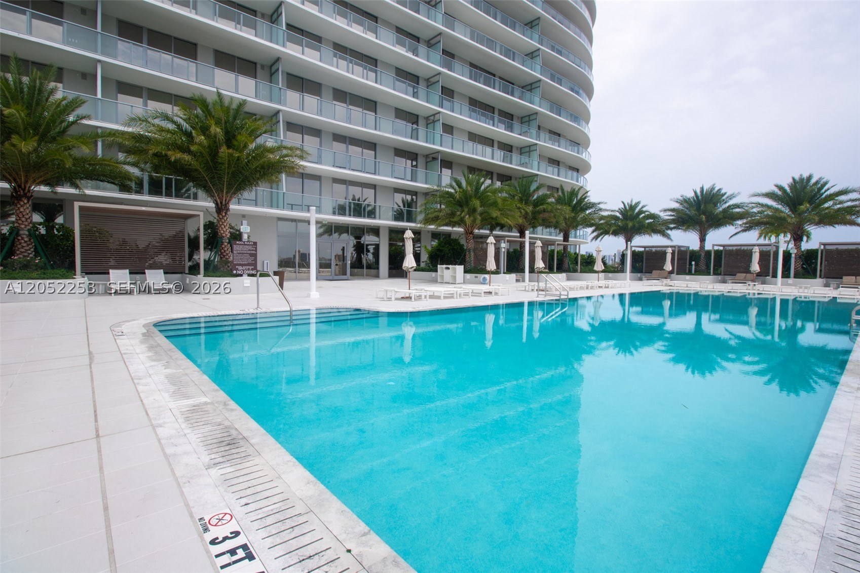 2411 Laguna Circle #1704, North Miami FL 33181