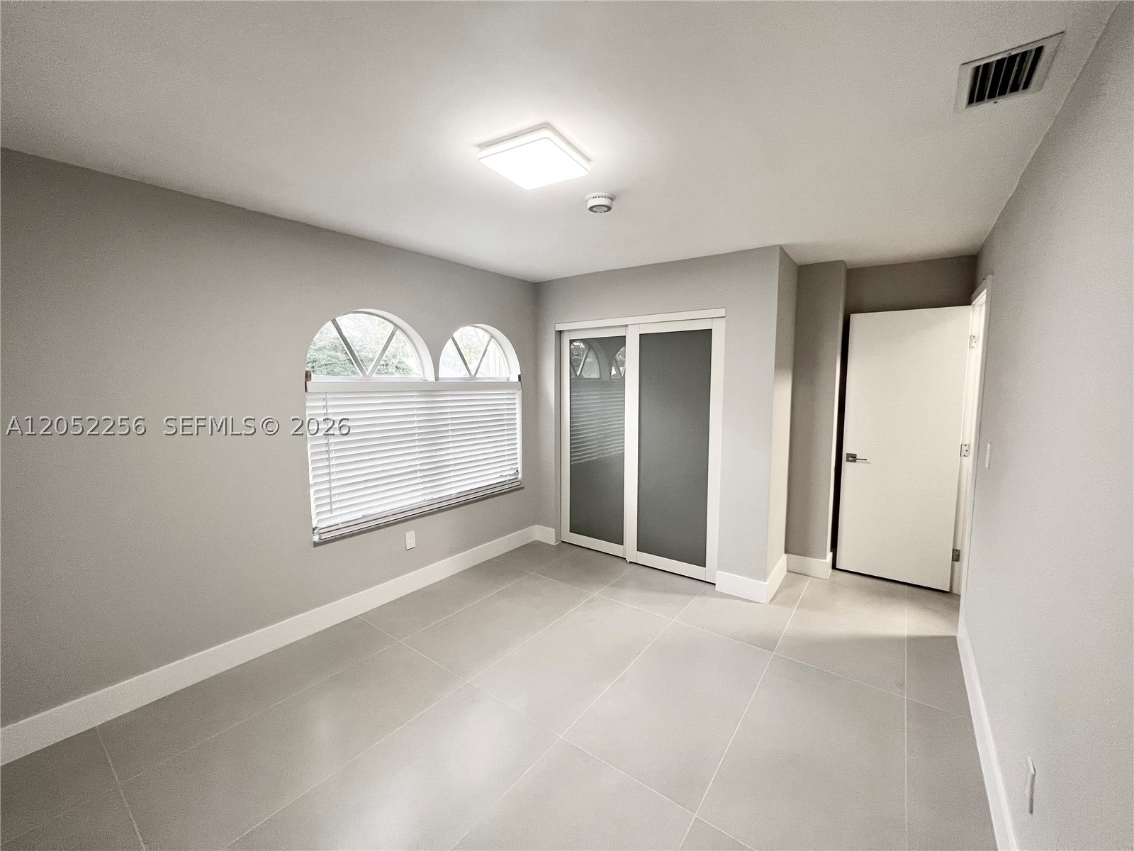 240 SE 7th St, Dania Beach FL 33004