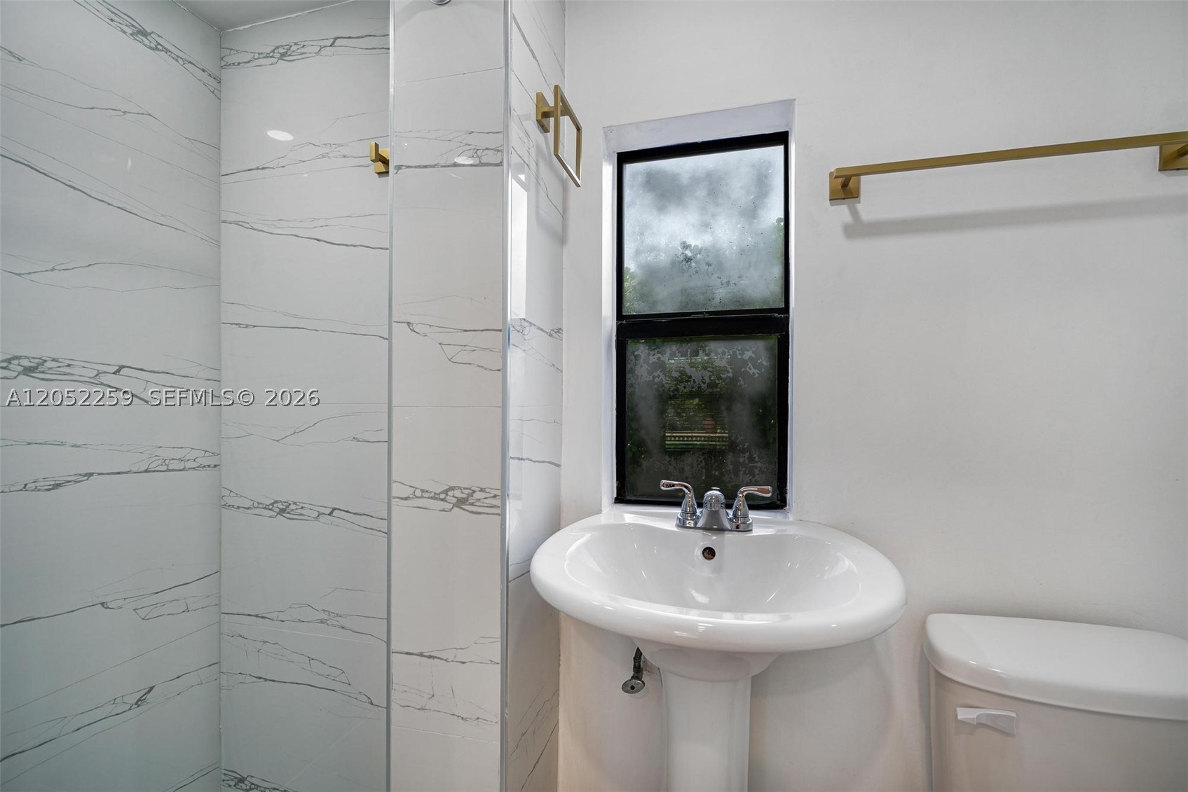 7810 Beachview Dr, North Bay Village FL 33141