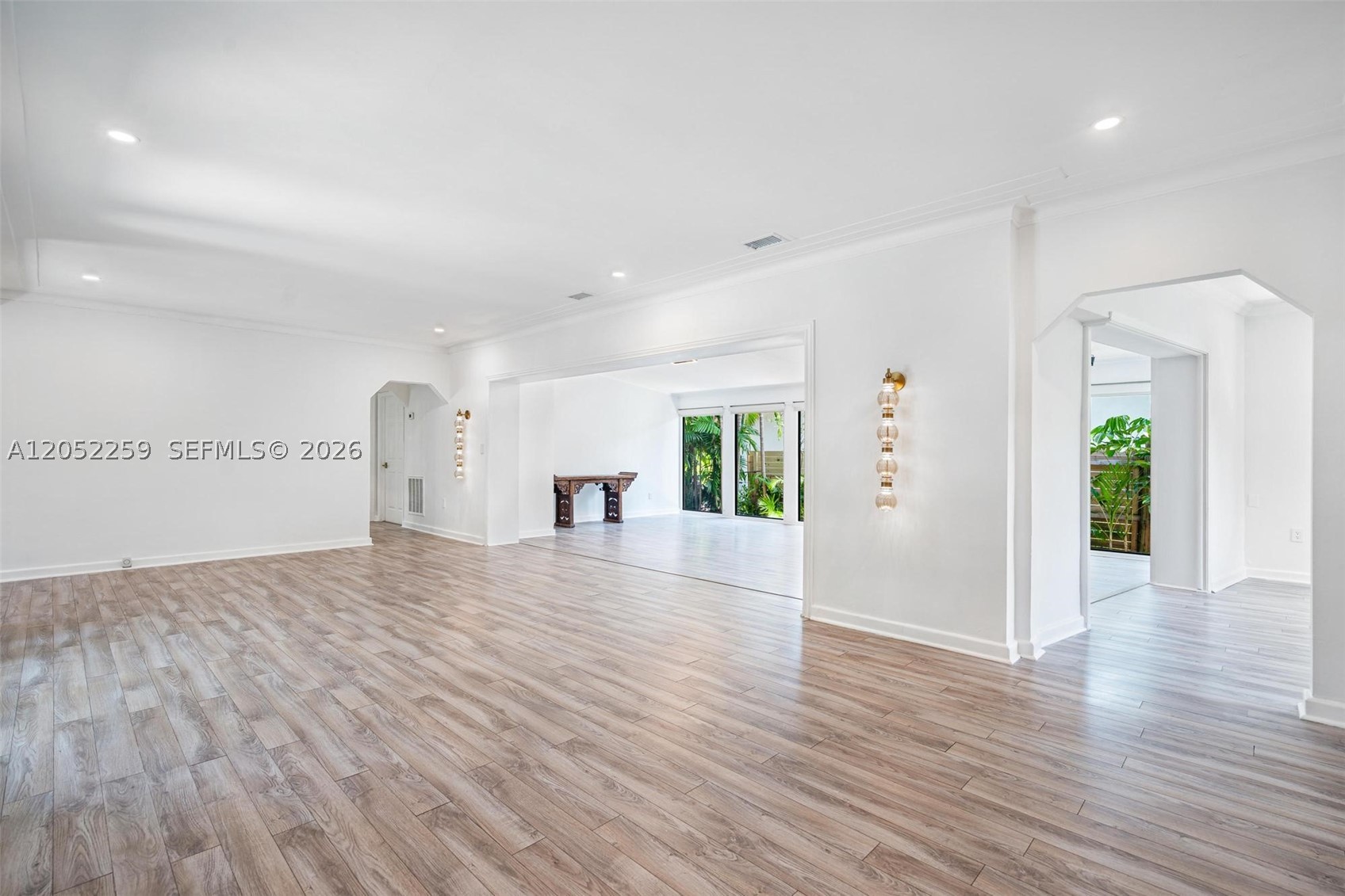7810 Beachview Dr, North Bay Village FL 33141