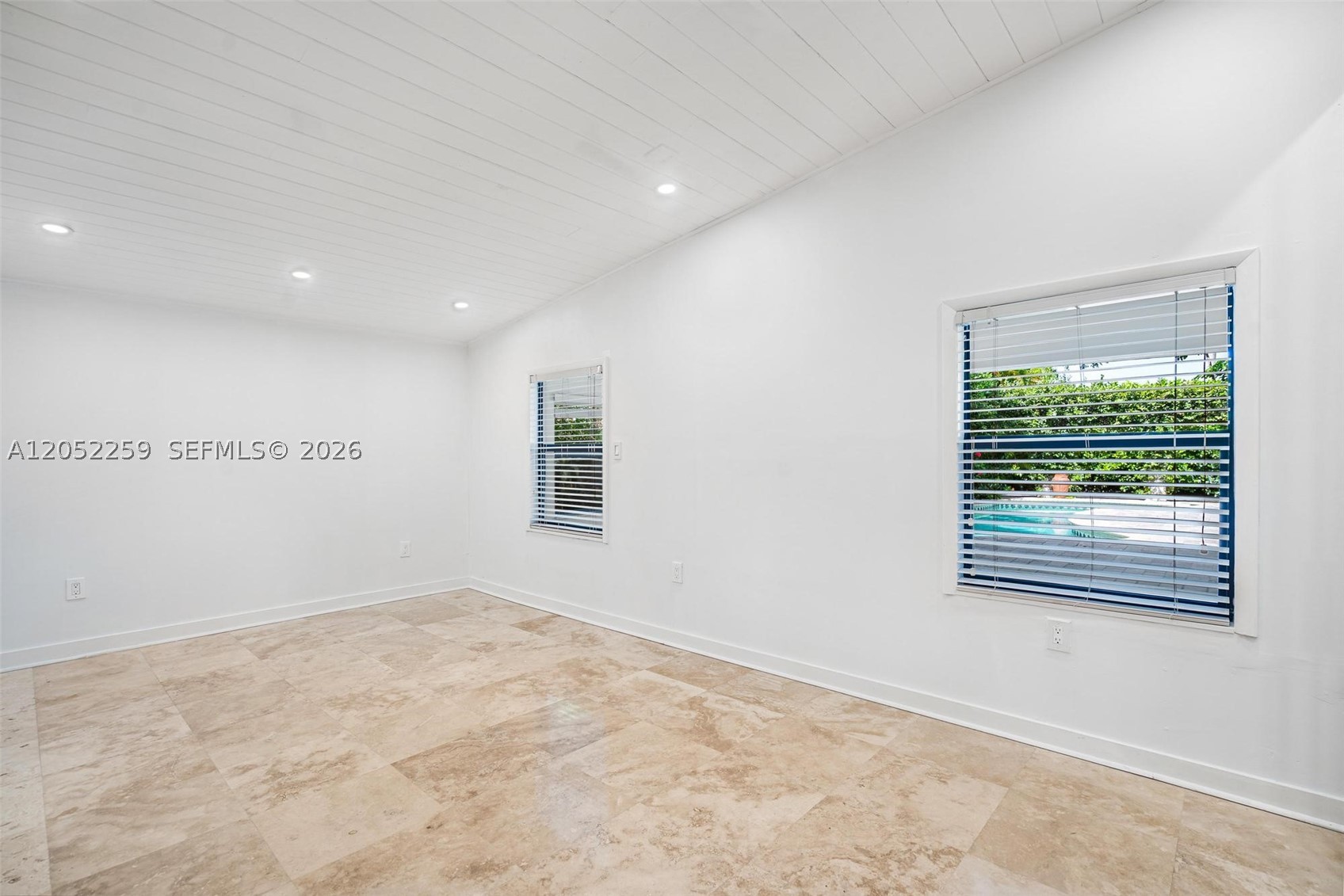 7810 Beachview Dr, North Bay Village FL 33141
