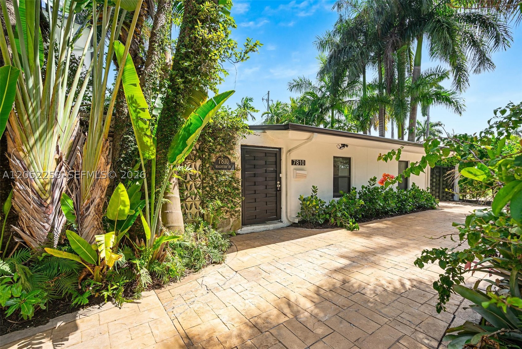 7810 Beachview Dr, North Bay Village FL 33141