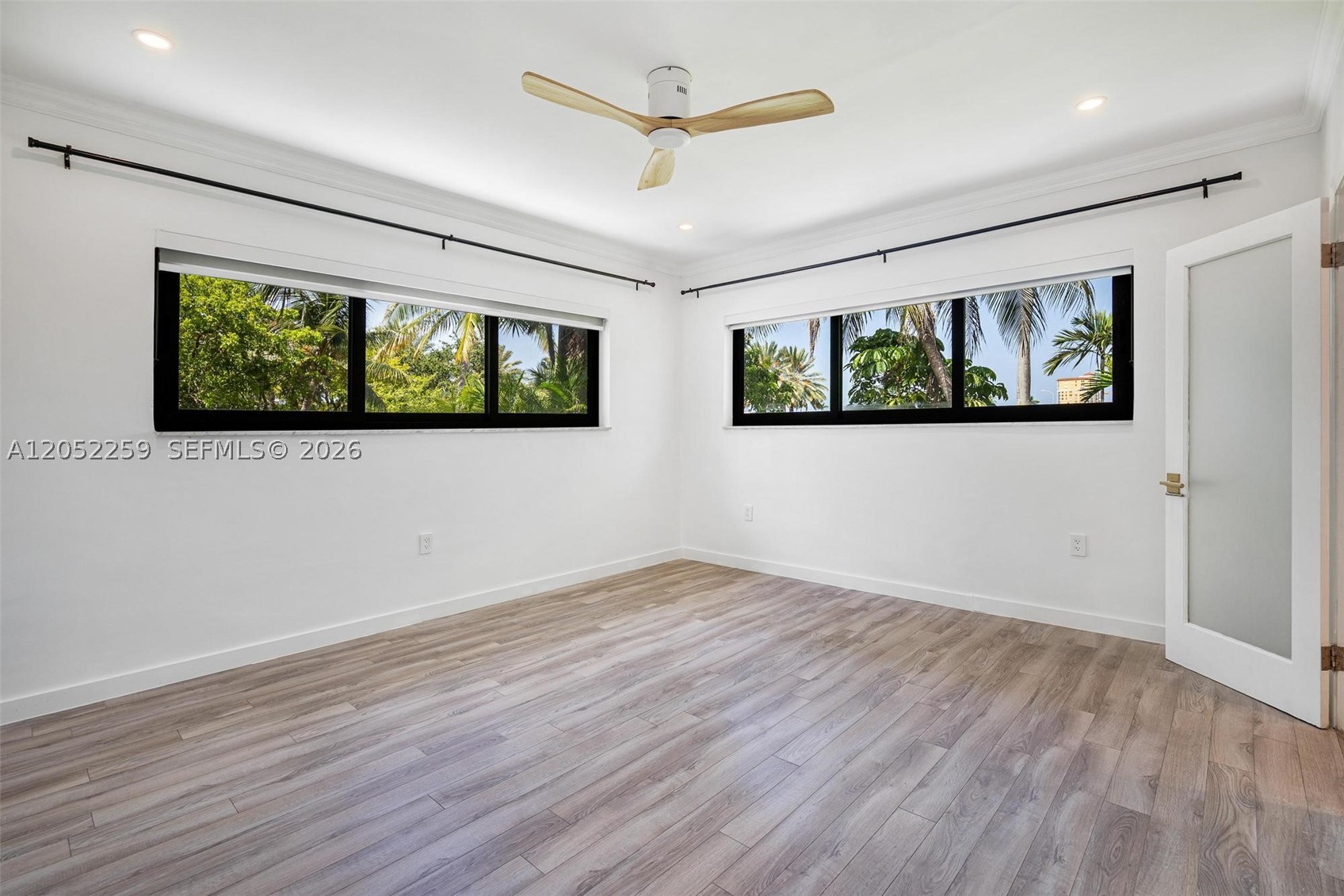 7810 Beachview Dr, North Bay Village FL 33141