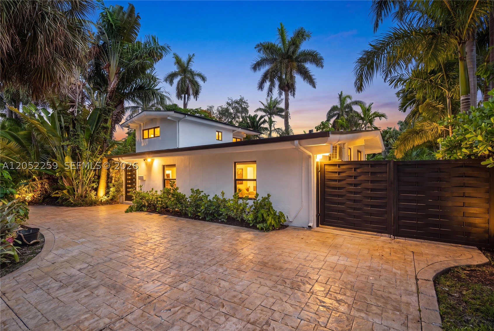 7810 Beachview Dr, North Bay Village FL 33141