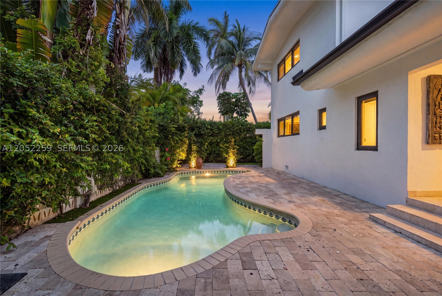 7810 Beachview Dr, North Bay Village FL 33141