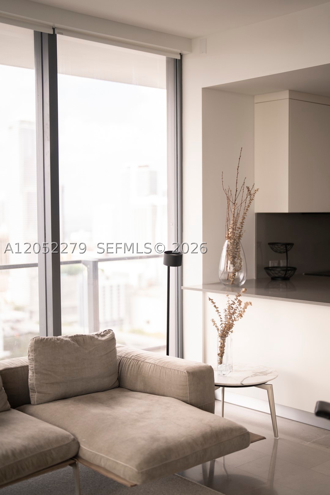 88 SW 7th St #2712, Miami FL 33130