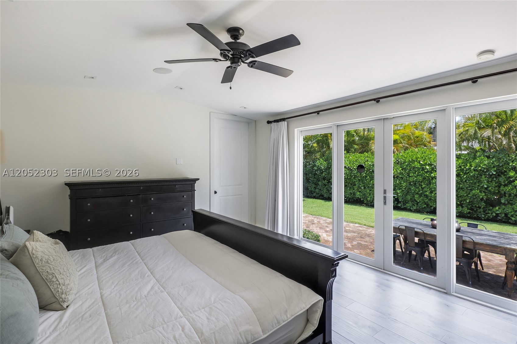 583 W 49th St, Miami Beach FL 33140