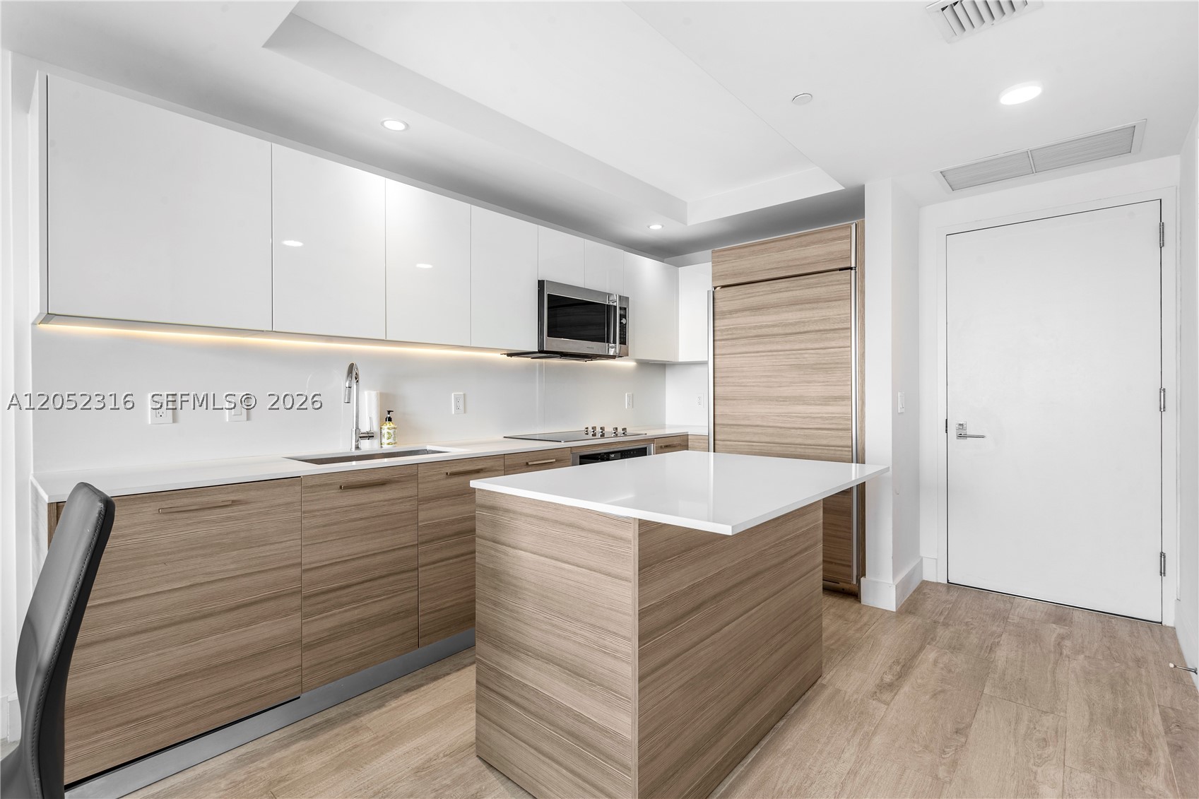 121 NE 34th St #2410, Miami FL 33137