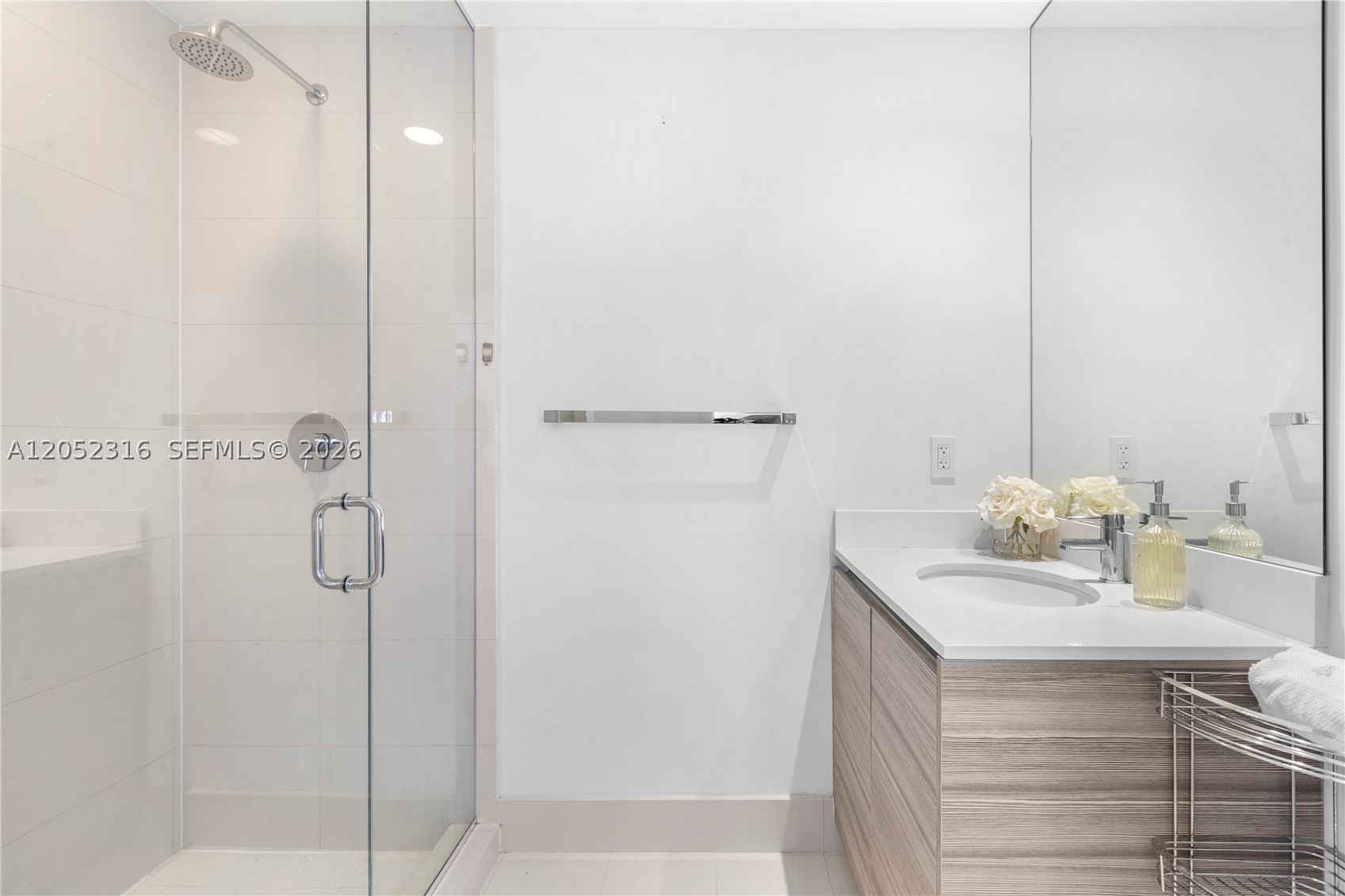 121 NE 34th St #2410, Miami FL 33137