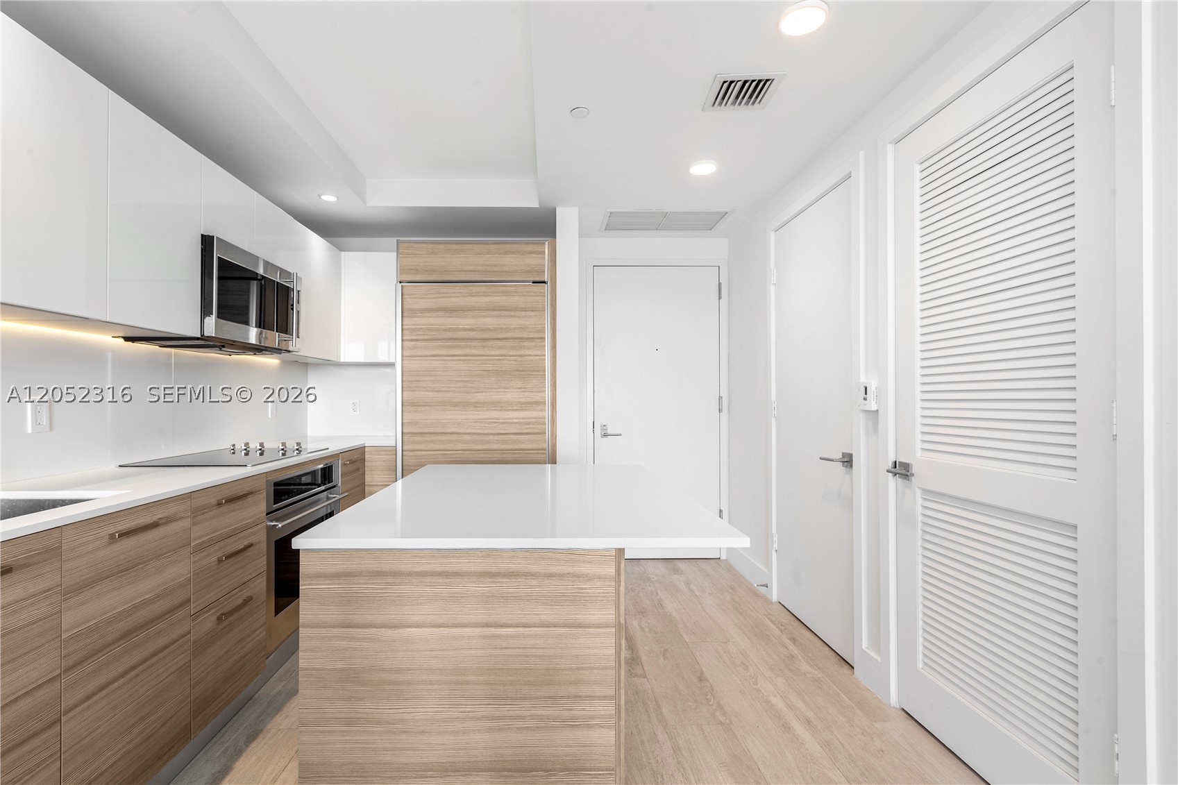 121 NE 34th St #2410, Miami FL 33137