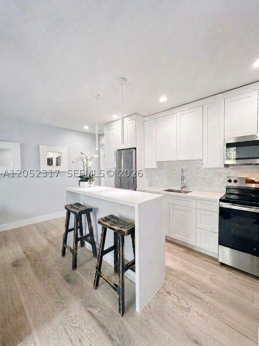 6330 SW 79th St #7, South Miami FL 33143