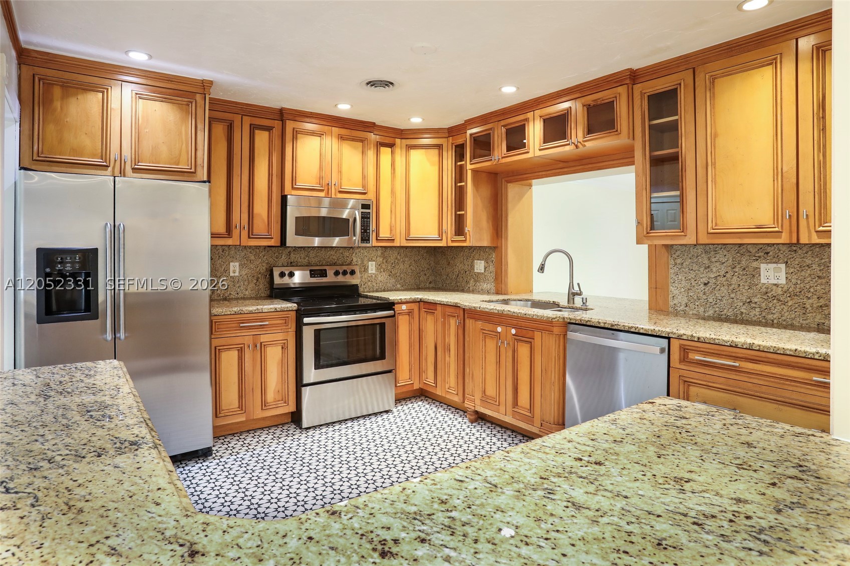 8870 SW 86th St, Miami FL 33173