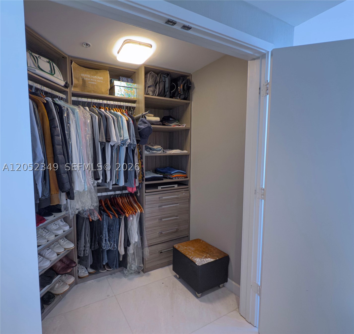 17111 Biscayne Blvd #1705, North Miami Beach FL 33160