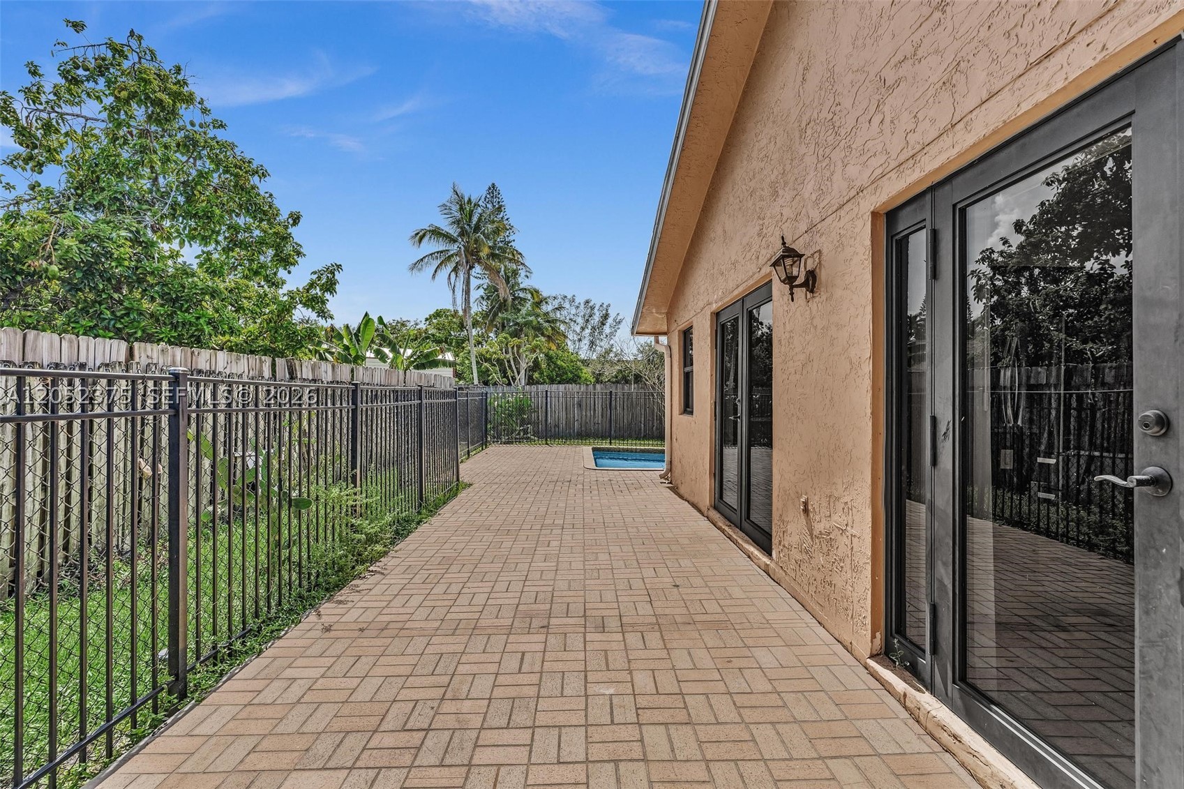 7480 NW 37th Ct, Lauderhill FL 33319