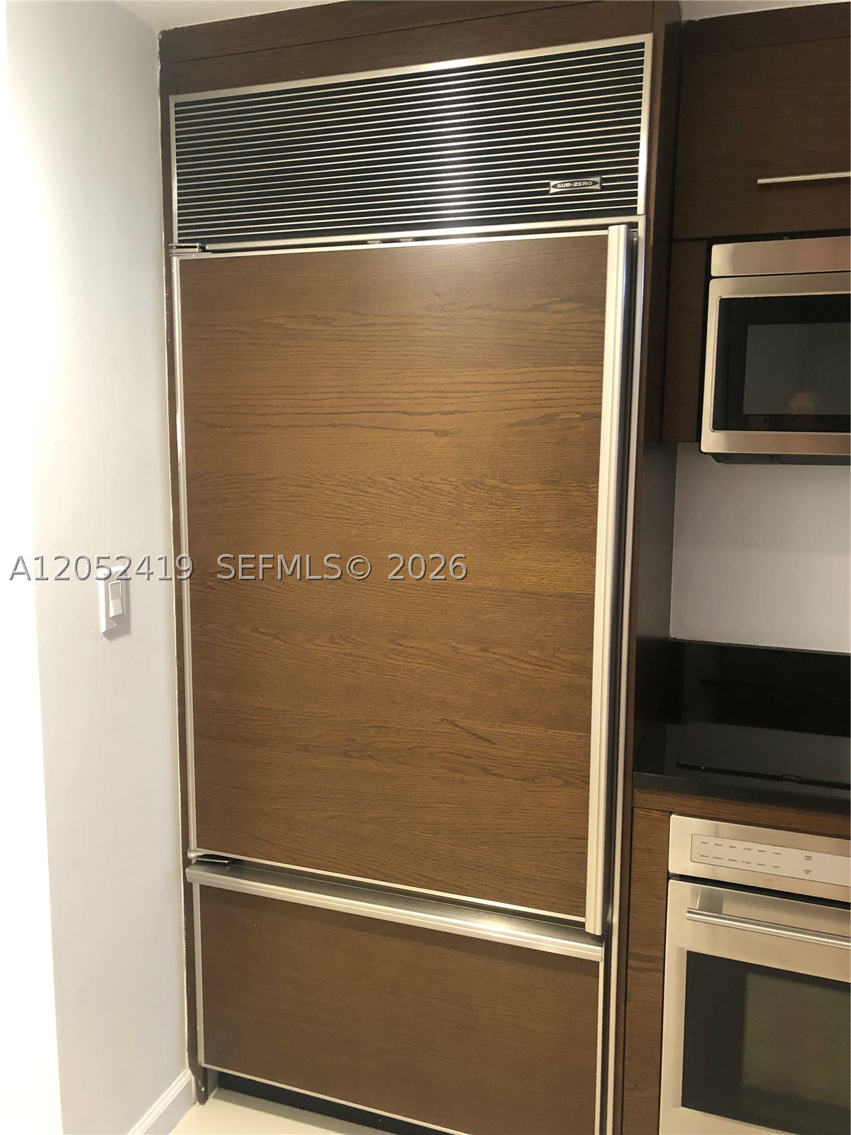 475 Brickell Ave #4008, Miami FL 33131