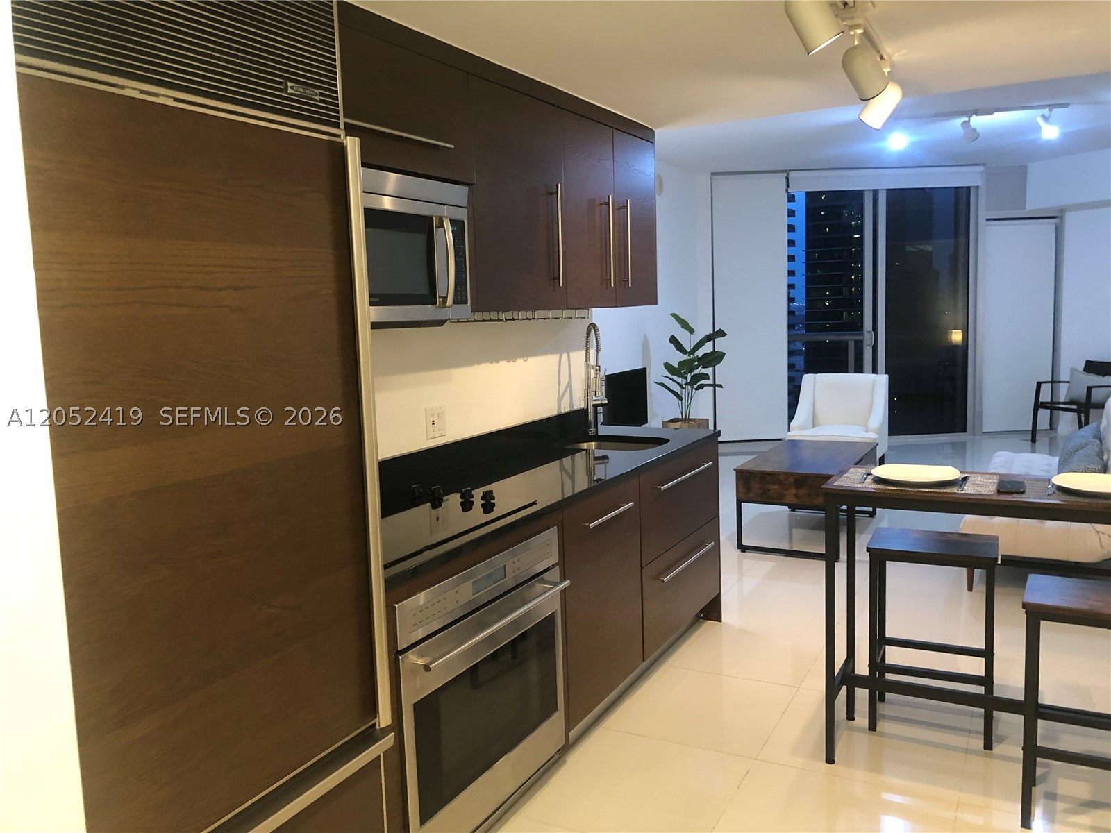 475 Brickell Ave #4008, Miami FL 33131