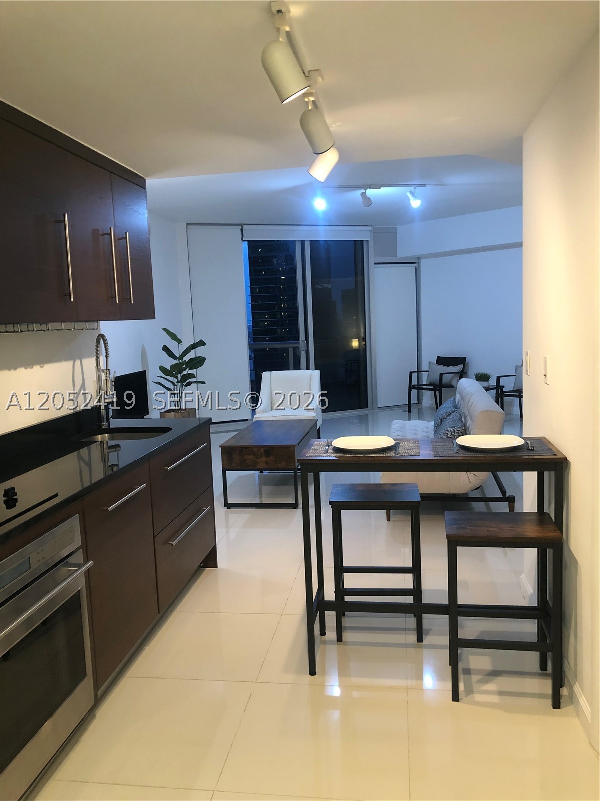 475 Brickell Ave #4008, Miami FL 33131