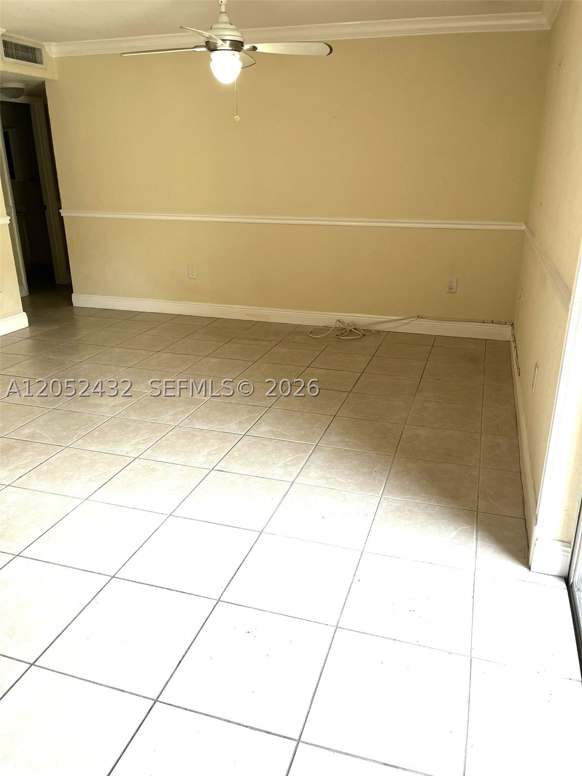 9477 SW 76th St #O4, Miami FL 33173