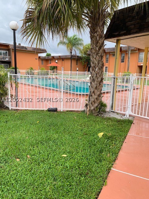 9477 SW 76th St #O4, Miami FL 33173