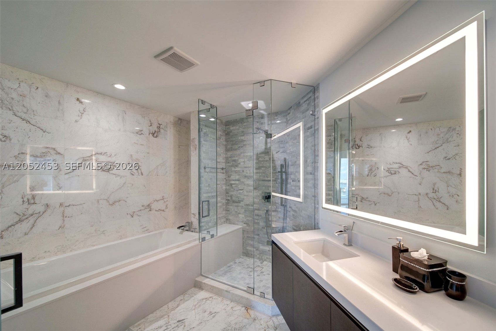 851 NE 1st Avenue #3003, Miami FL 33132