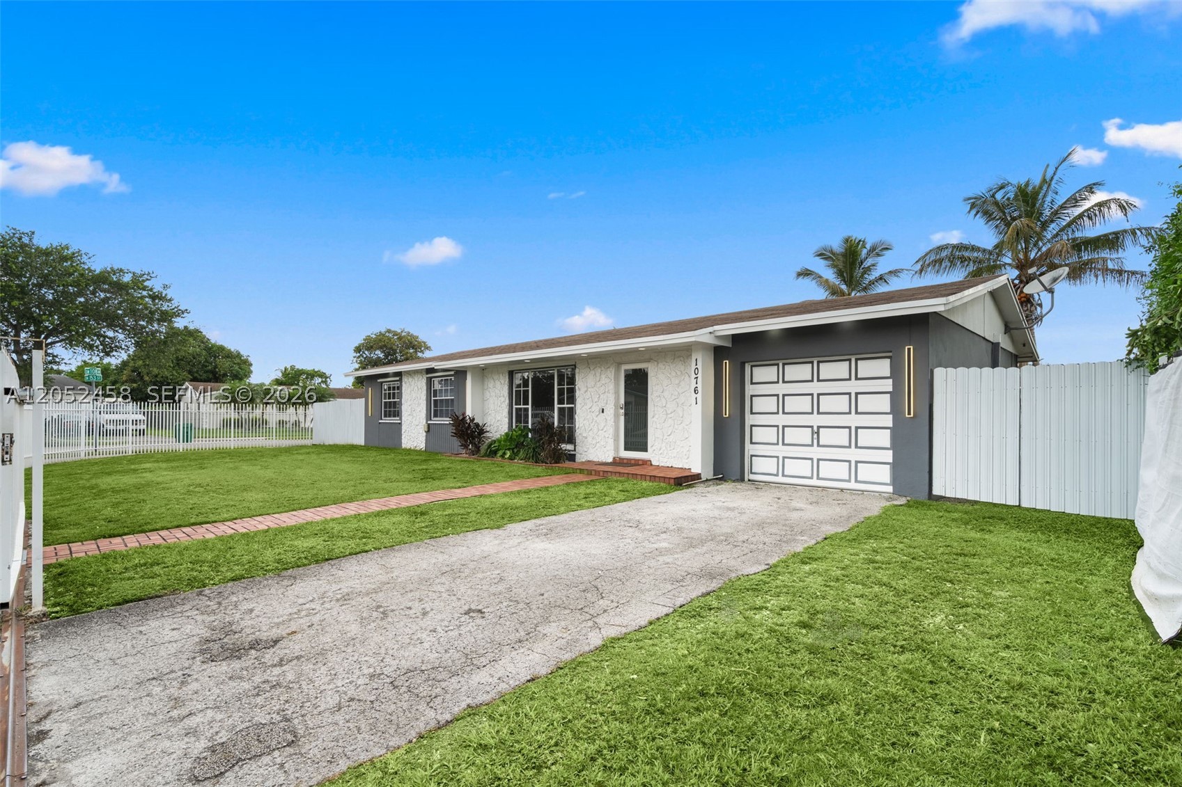 10761 SW 153rd St, Miami FL 33157