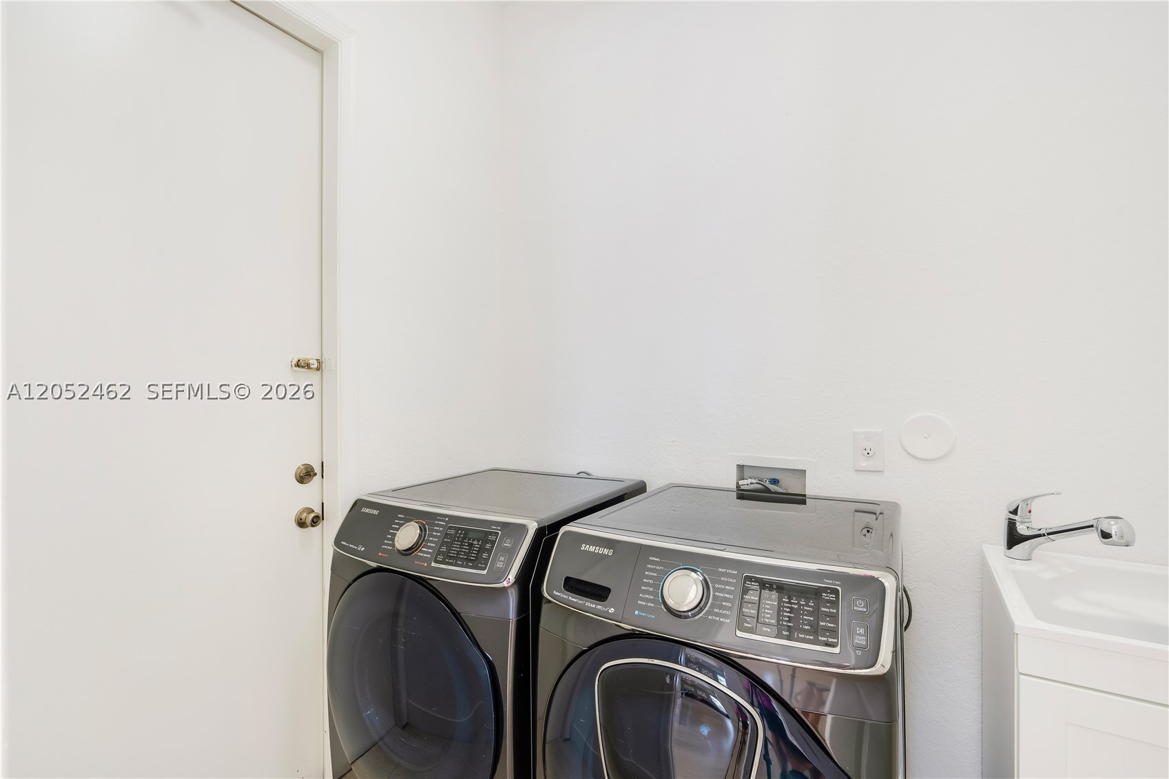5354 NW 57th Way, Coral Springs FL 33067