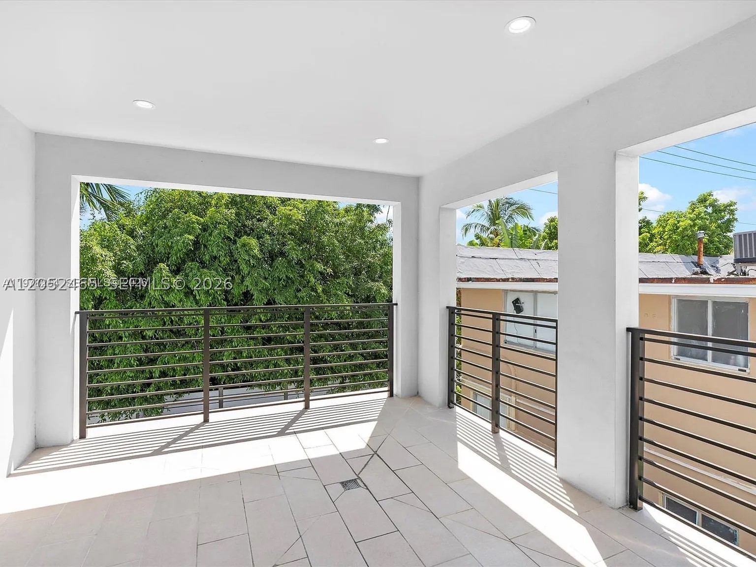 1134 71st St #3, Miami Beach FL 33141