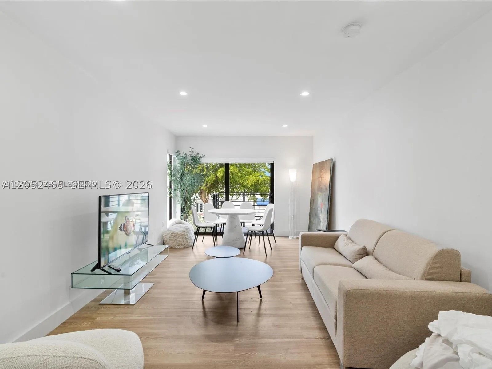 1134 71st St #3, Miami Beach FL 33141