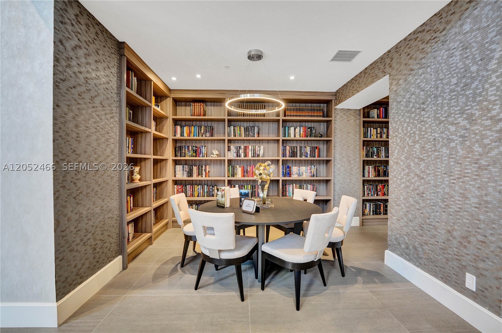 21150 Point Pl #805, Aventura FL 33180