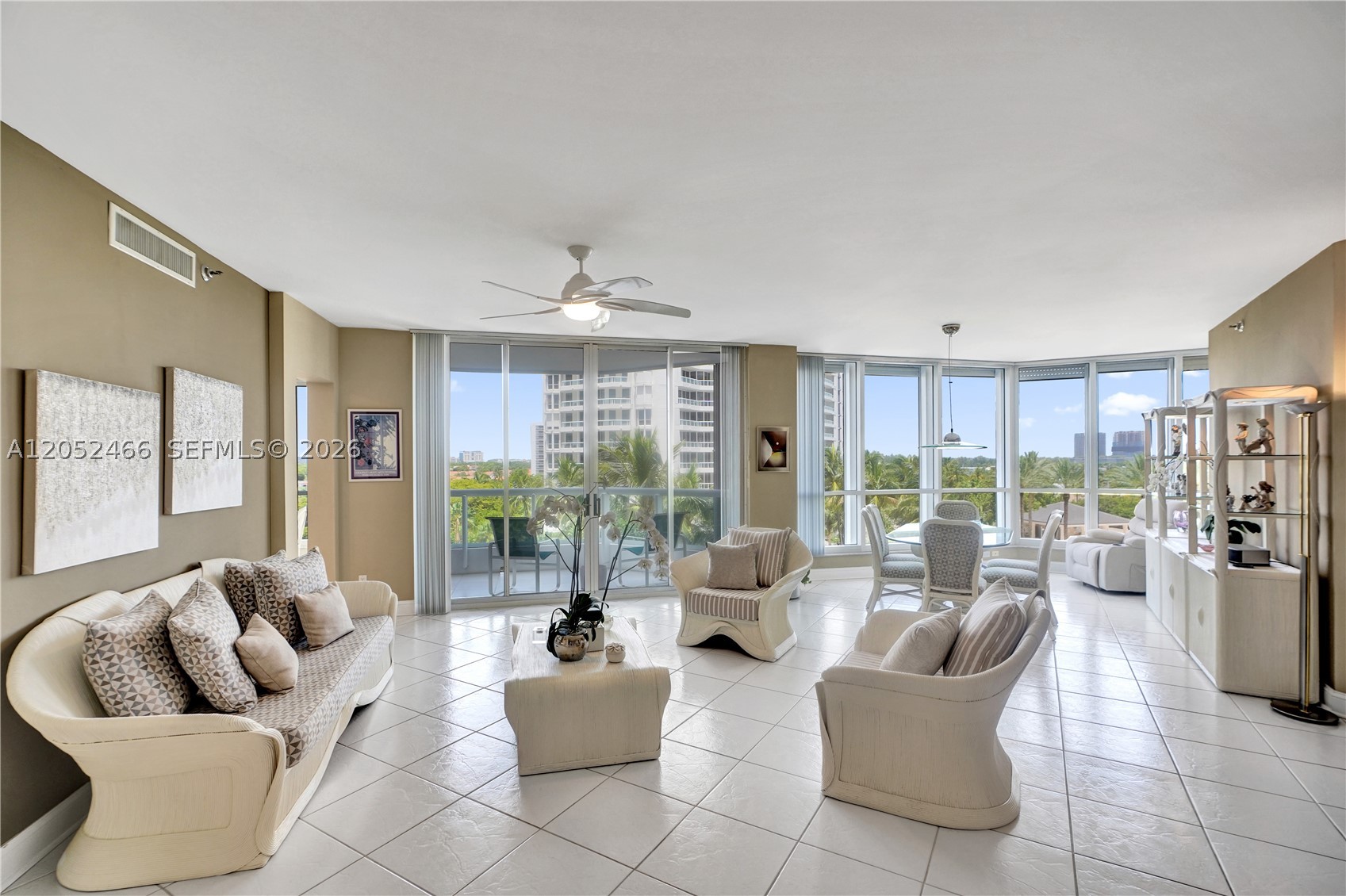 21150 Point Pl #805, Aventura FL 33180