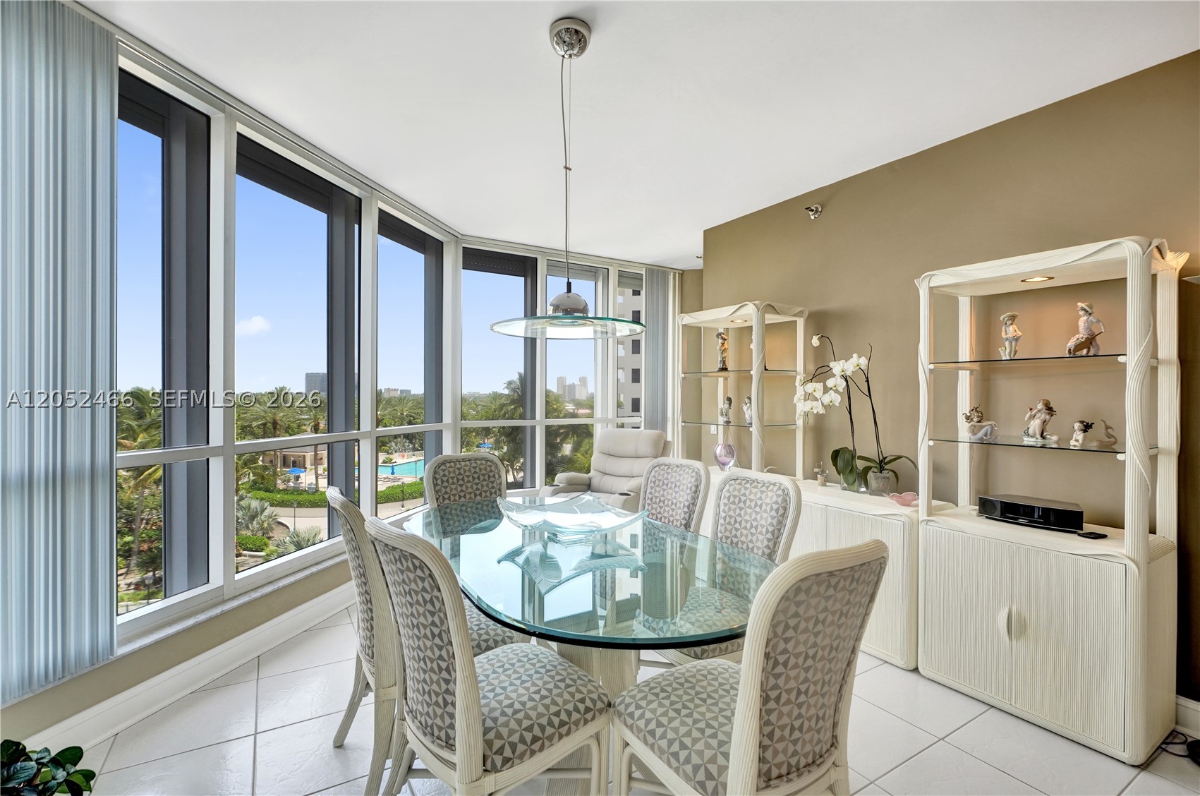 21150 Point Pl #805, Aventura FL 33180