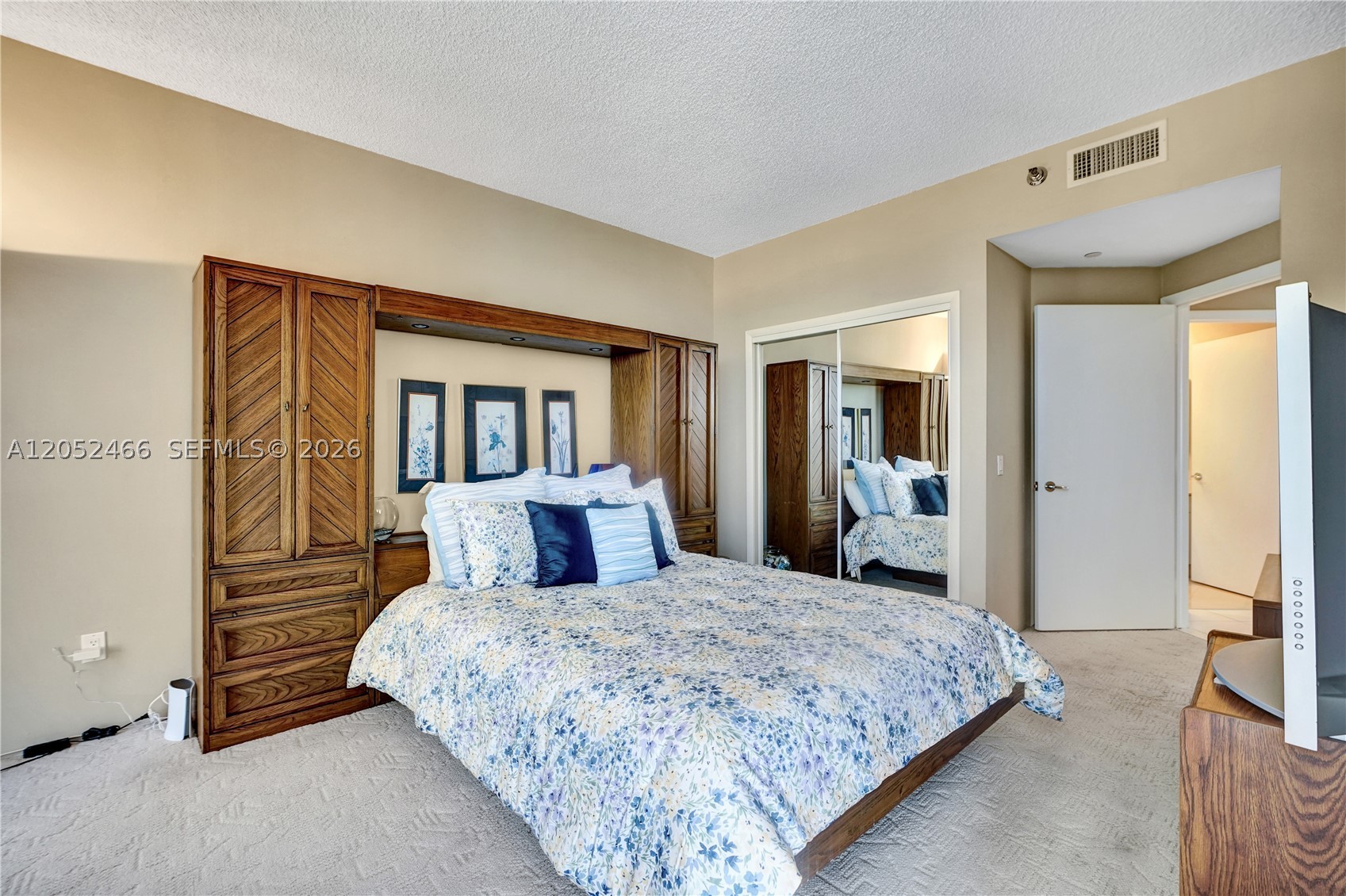 21150 Point Pl #805, Aventura FL 33180