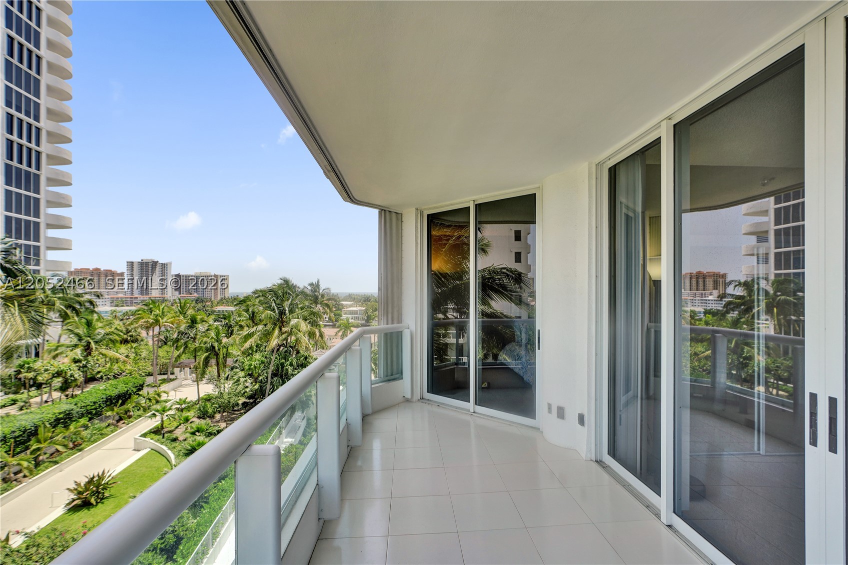21150 Point Pl #805, Aventura FL 33180