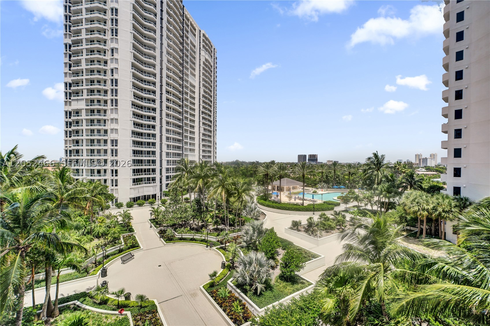 21150 Point Pl #805, Aventura FL 33180