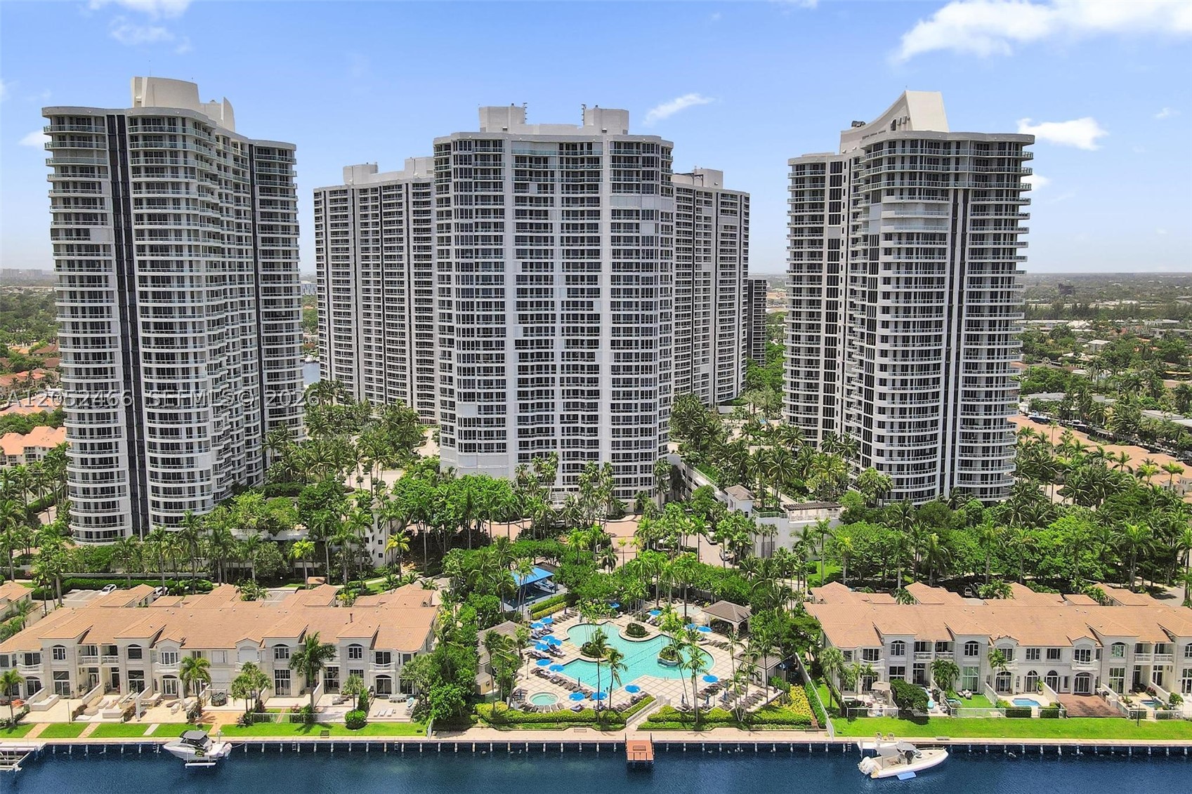 21150 Point Pl #805, Aventura FL 33180