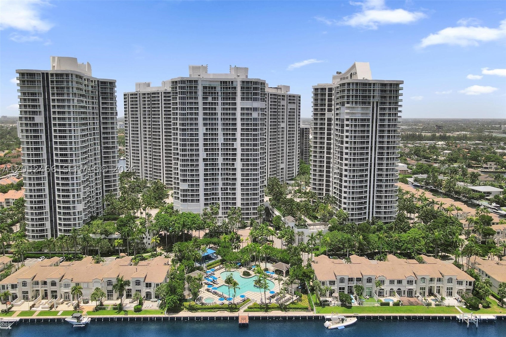 21150 Point Pl #805, Aventura FL 33180