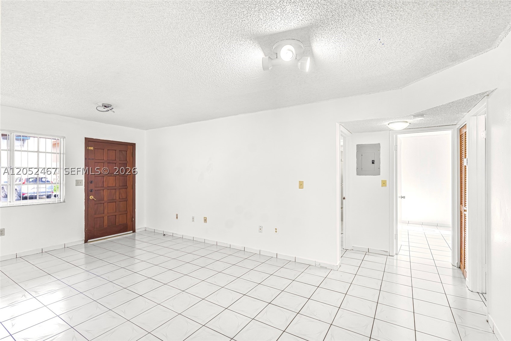 2228 W 74th St #102-13, Hialeah FL 33016