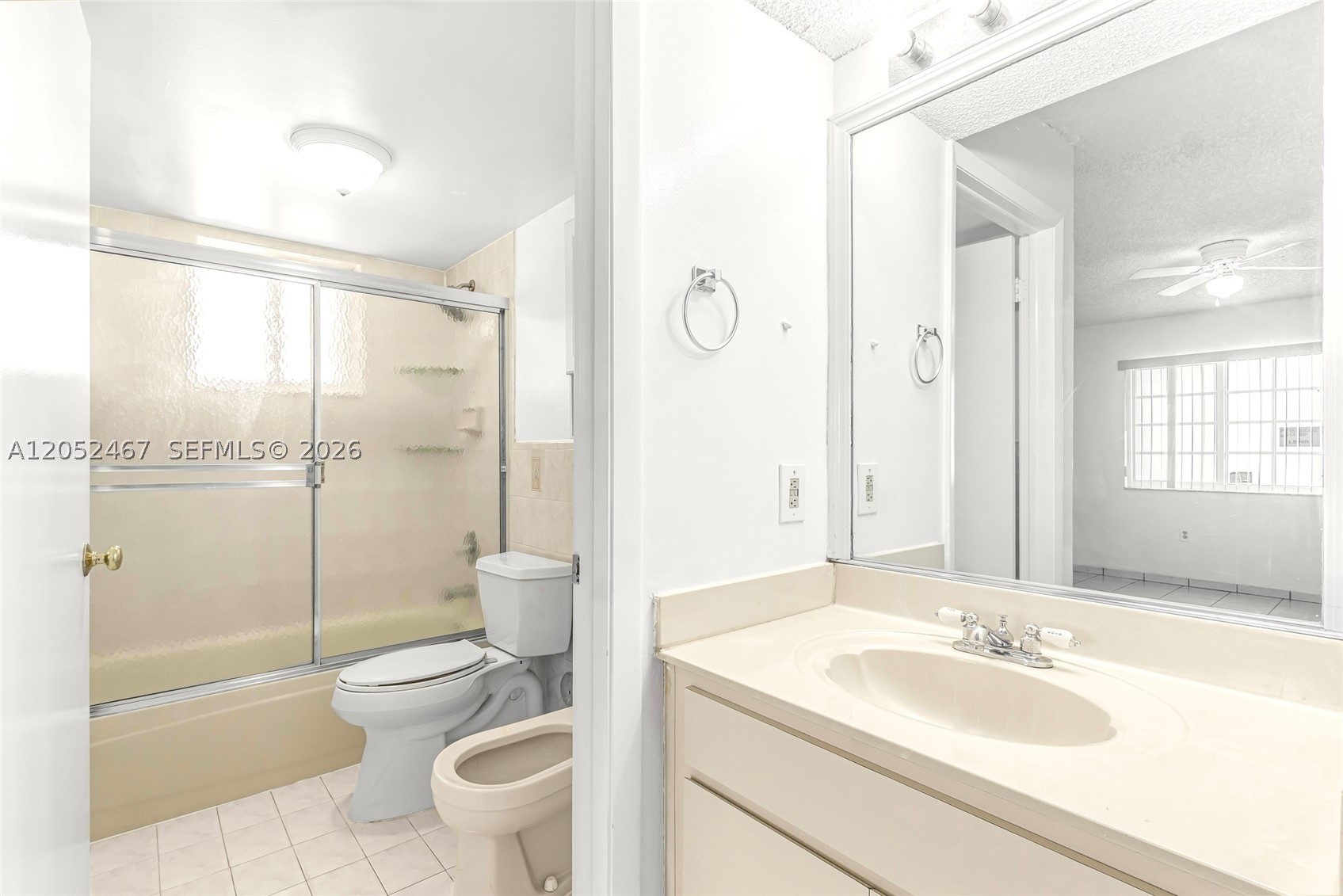 2228 W 74th St #102-13, Hialeah FL 33016