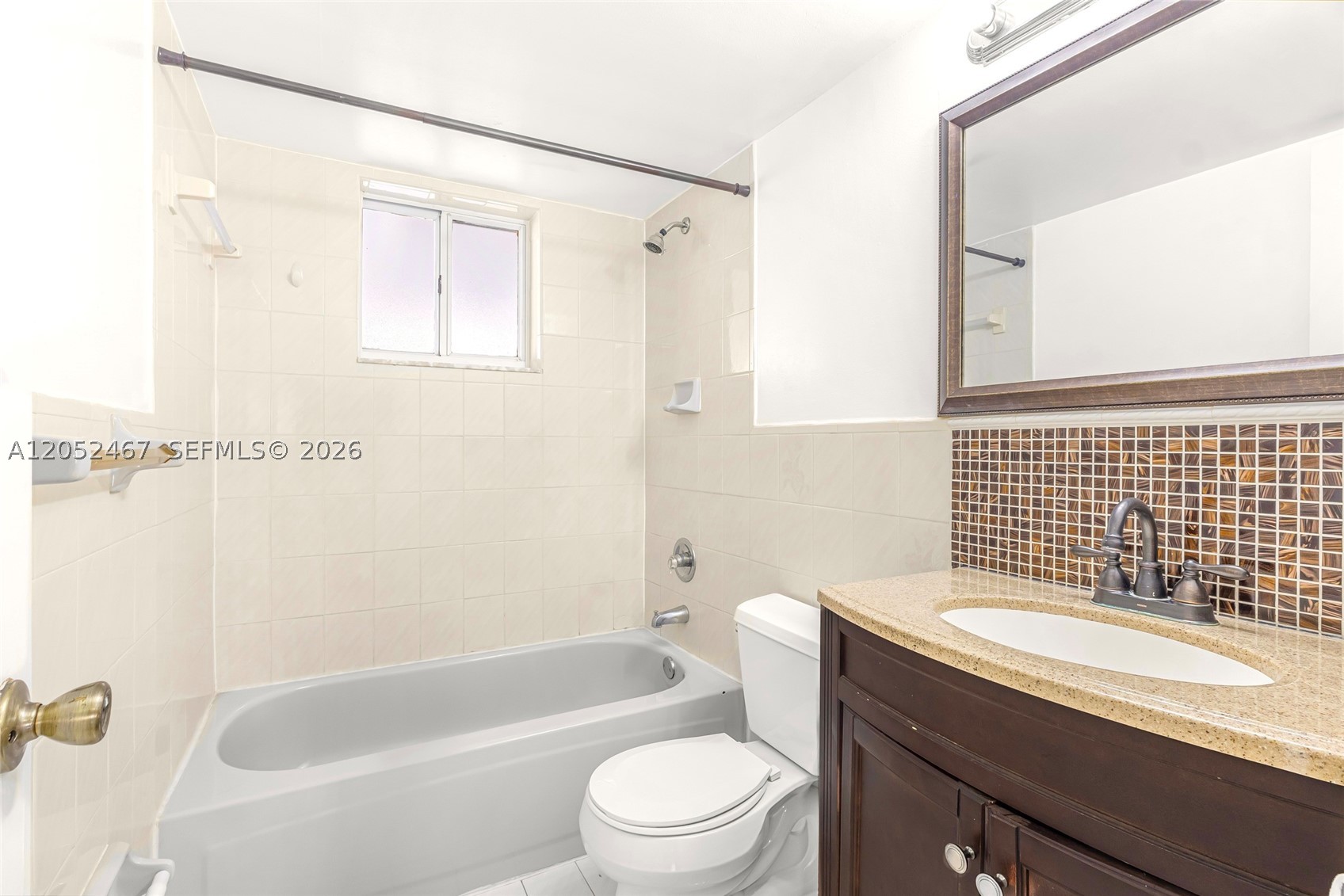 2228 W 74th St #102-13, Hialeah FL 33016