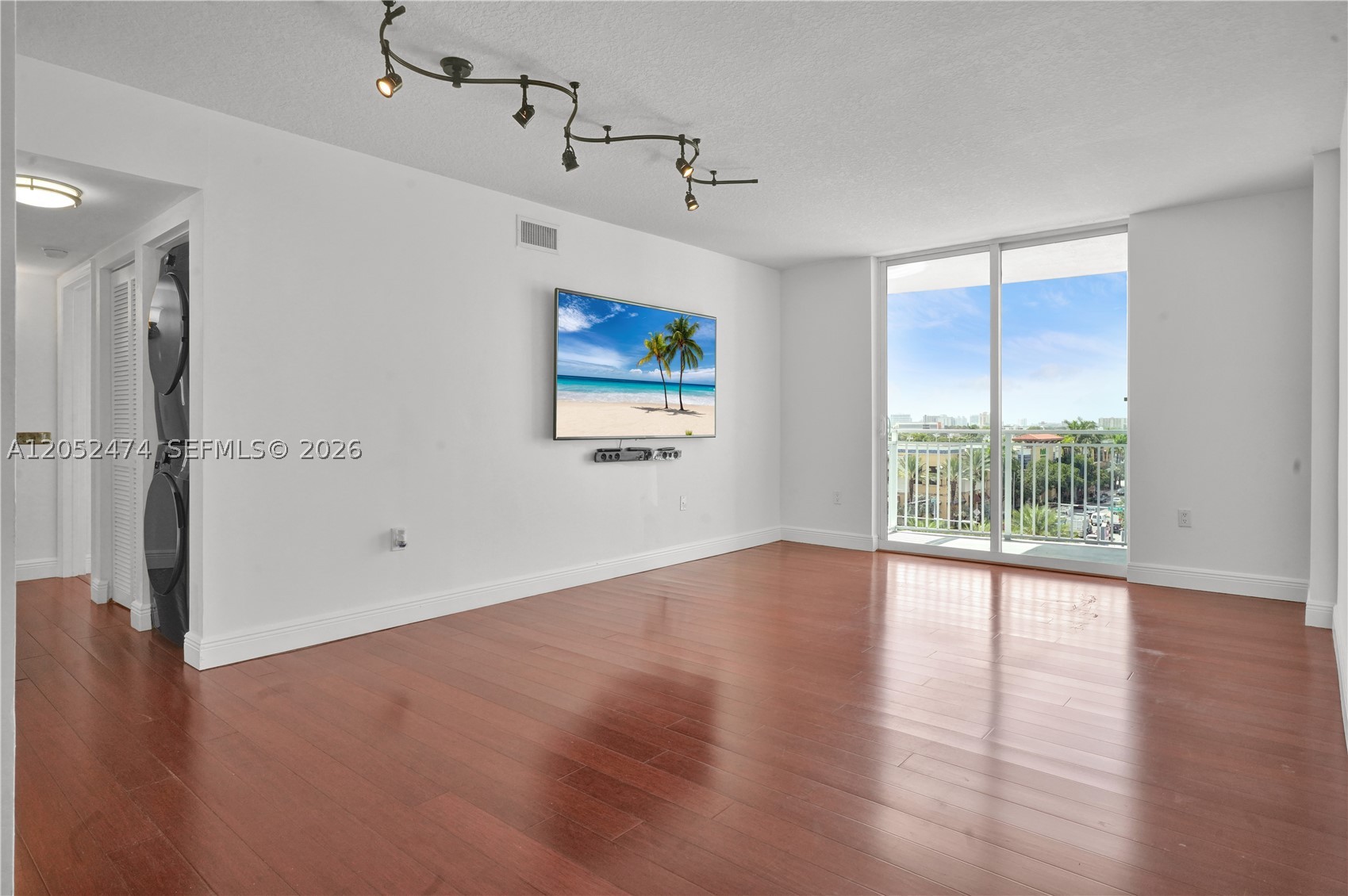 60 NW 37th Ave #608, Miami FL 33125