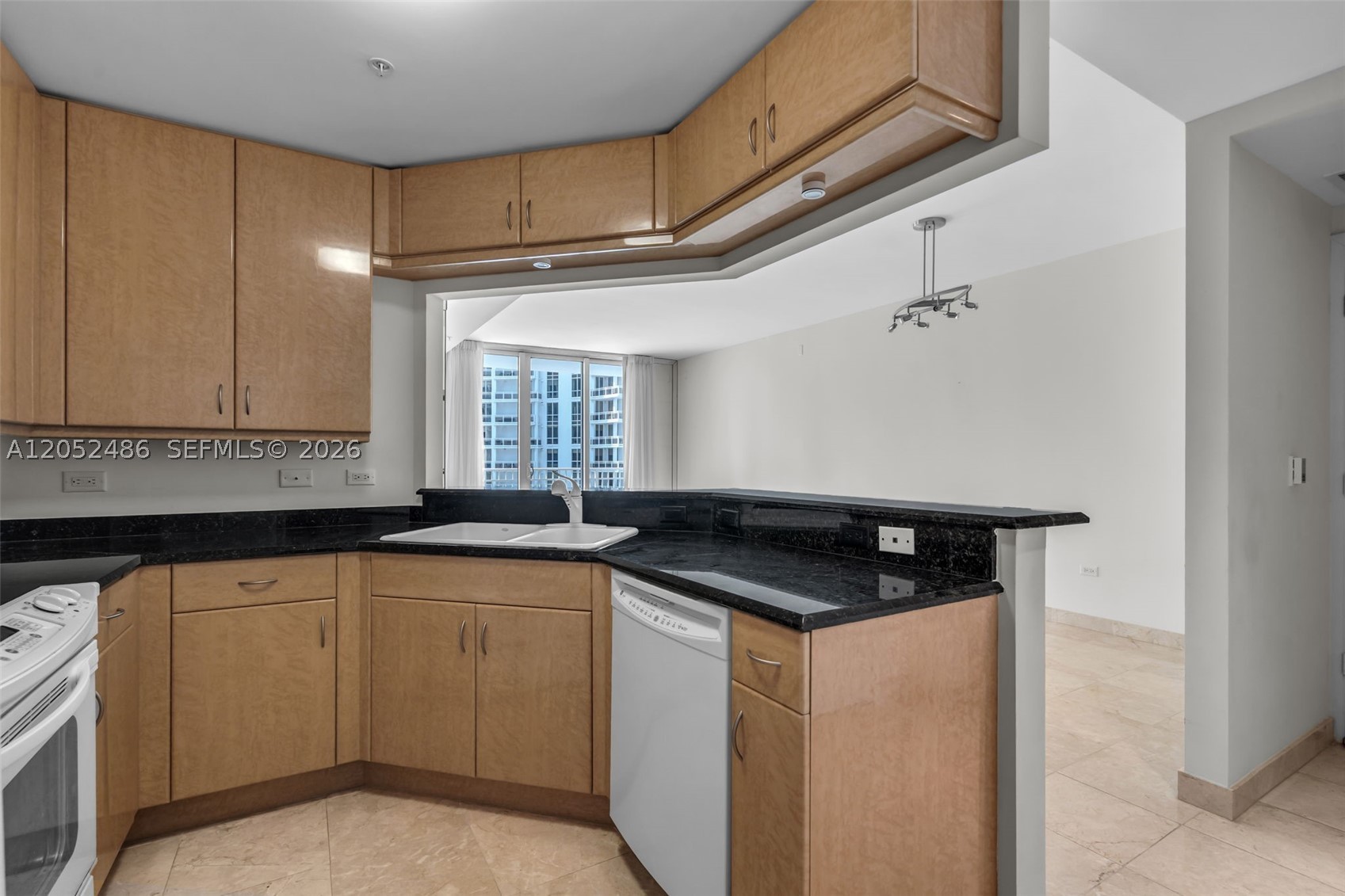 801 Brickell Key Blvd #2108, Miami FL 33131