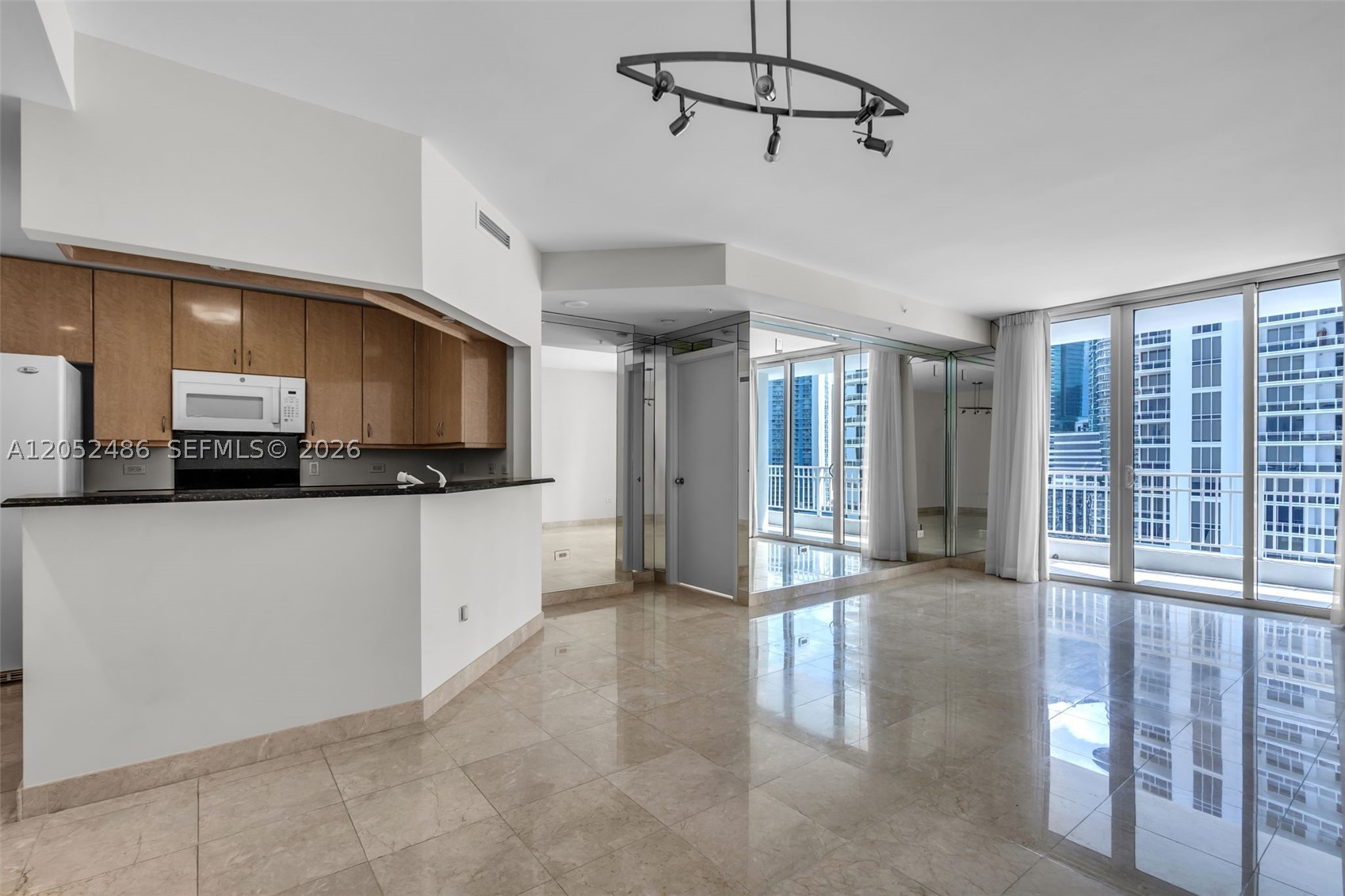 801 Brickell Key Blvd #2108, Miami FL 33131