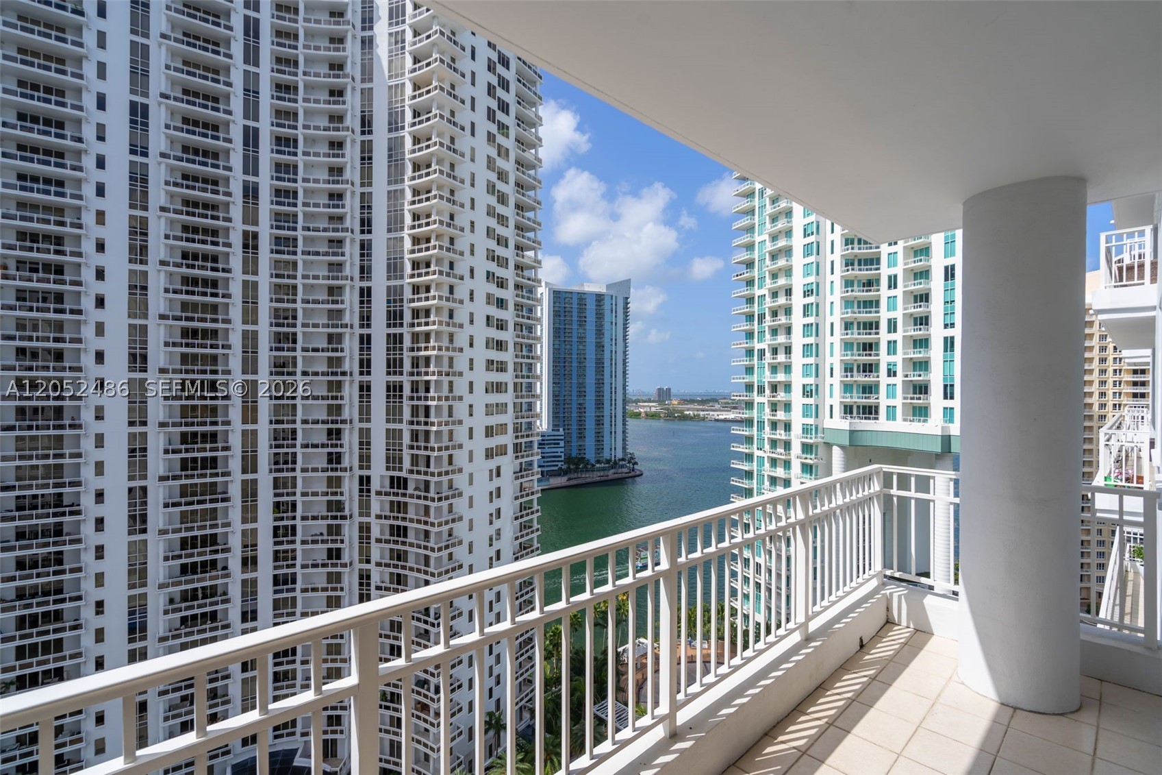 801 Brickell Key Blvd #2108, Miami FL 33131