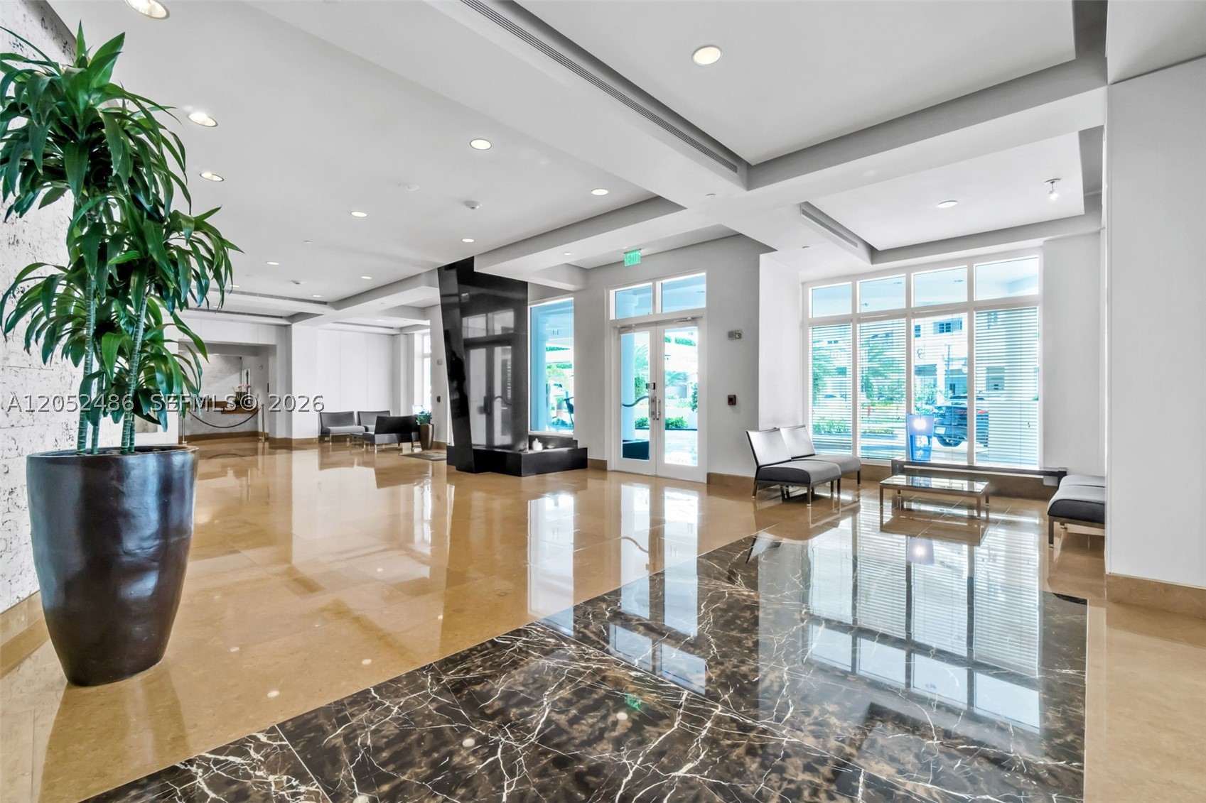 801 Brickell Key Blvd #2108, Miami FL 33131